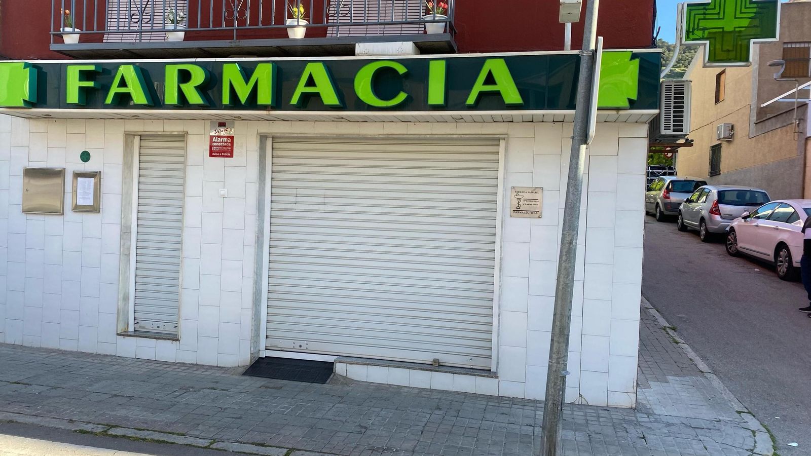 Farmacia cerrada.