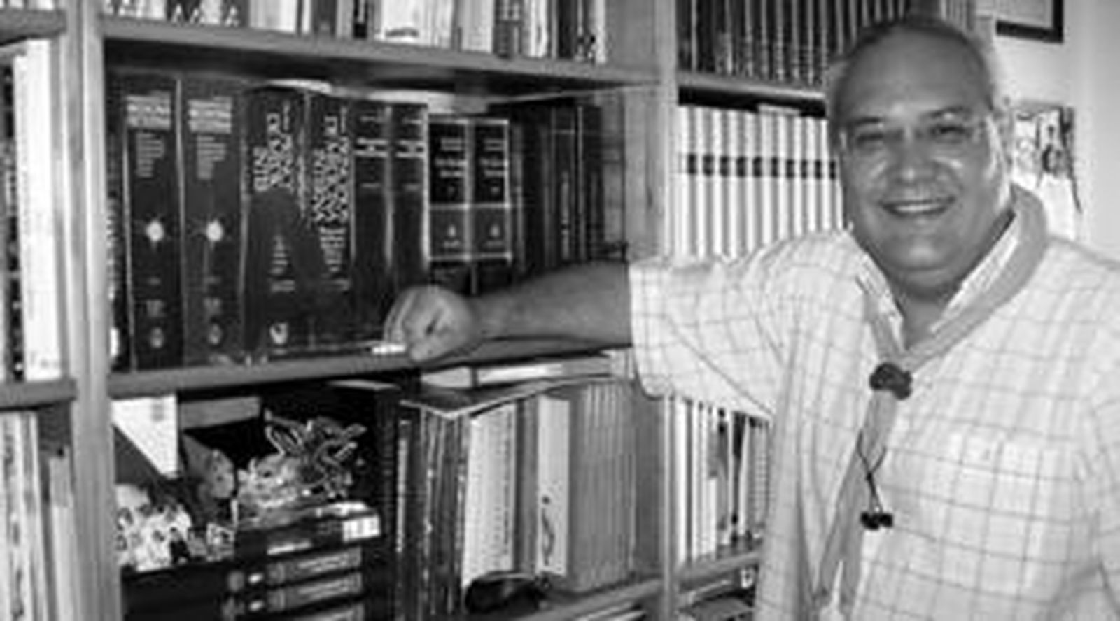 José Fernández Vivero, fotografiado ayer en su domicilio en la capital gaditana.