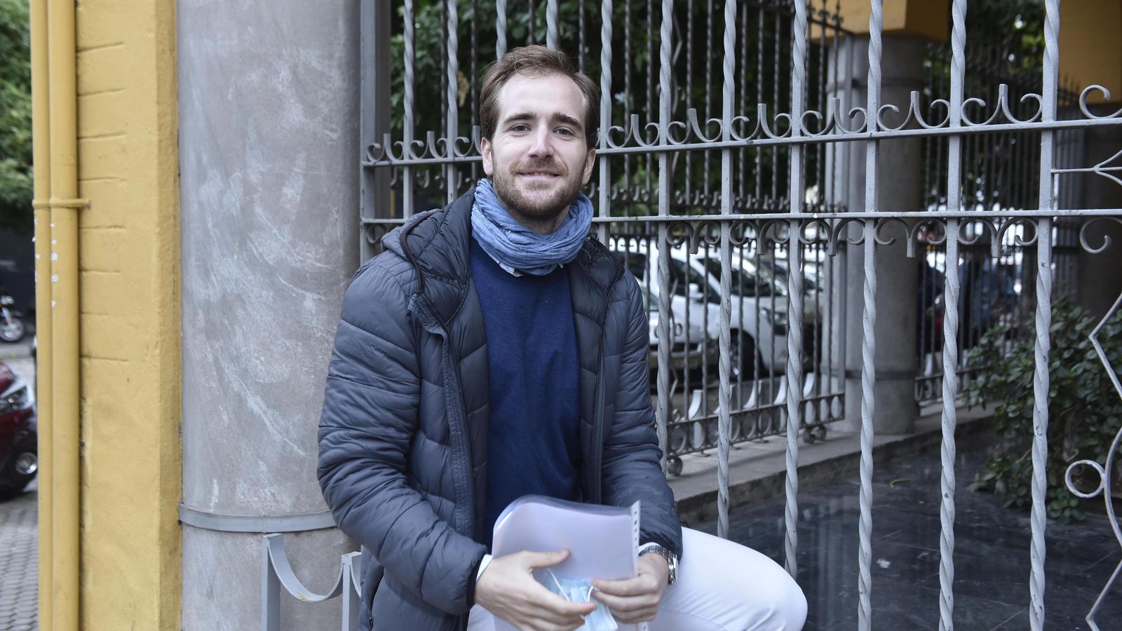 Javier Alba, representante de Tranvía Sevilla, el día que presentó recurso de alzada.