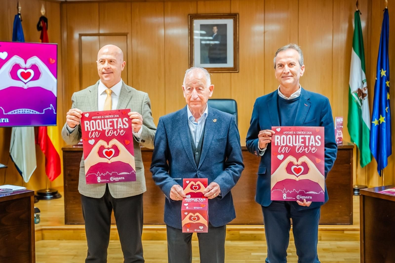 Gabriel Amat, Antonio López y Jesús Pedrosa han presentado la campaña 'Roquetas in Love'.