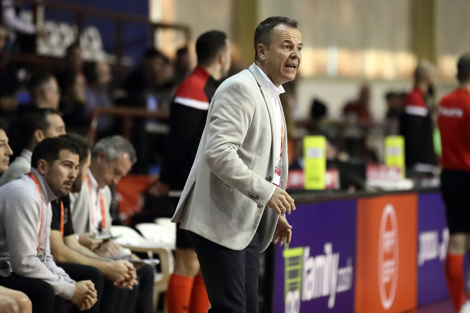 Tete da instrucciones.