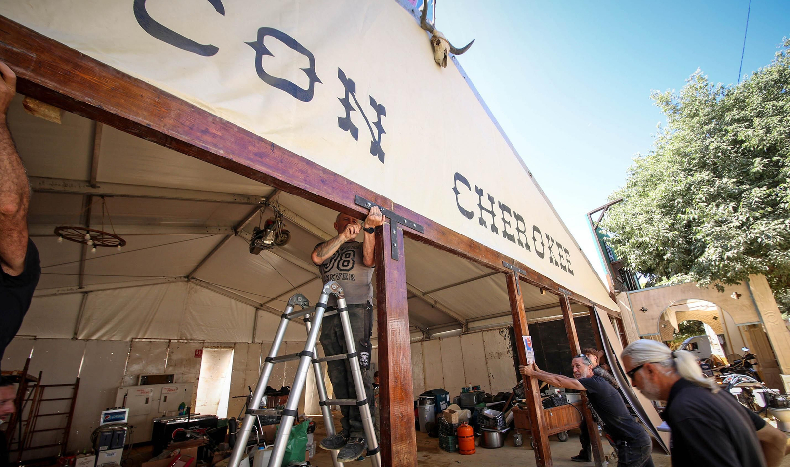 Desmontaje de las casetas de la feria de Jerez 2023