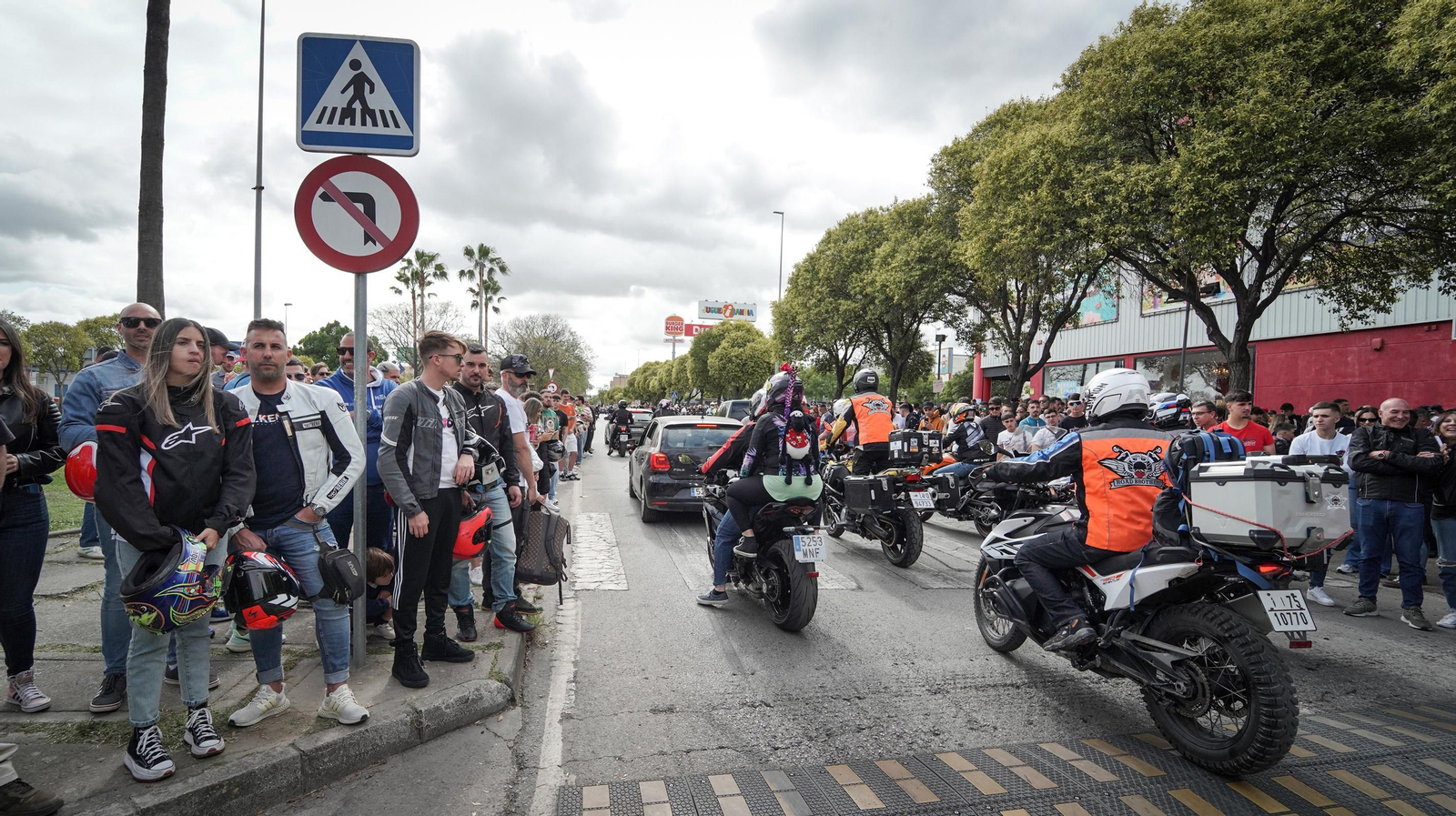 Imágenes del ambientazo en Jerez el viernes de Gran Premio de motos