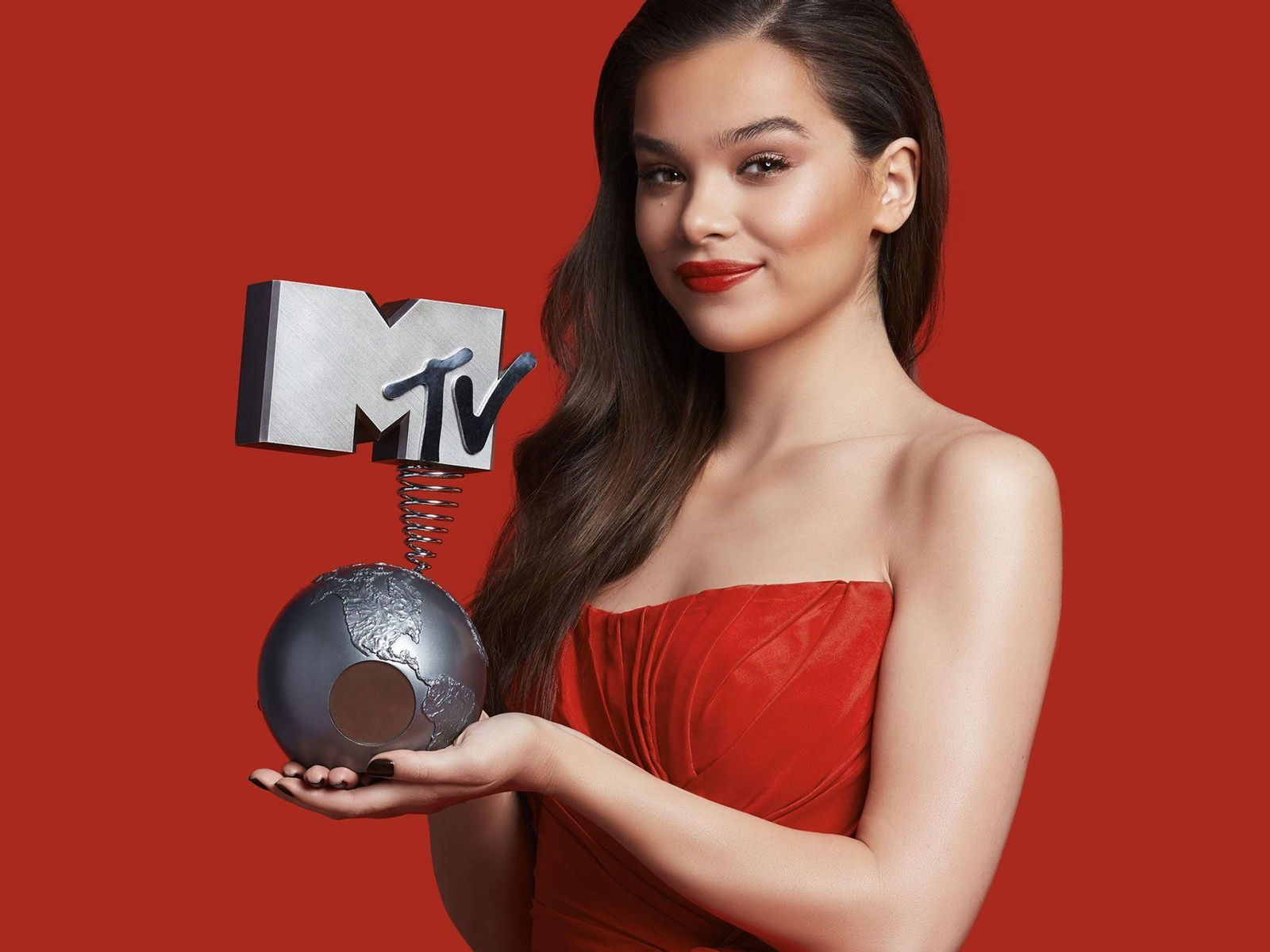 Hailee Steinfeld, la presentadora de la gala de los EMA 2018