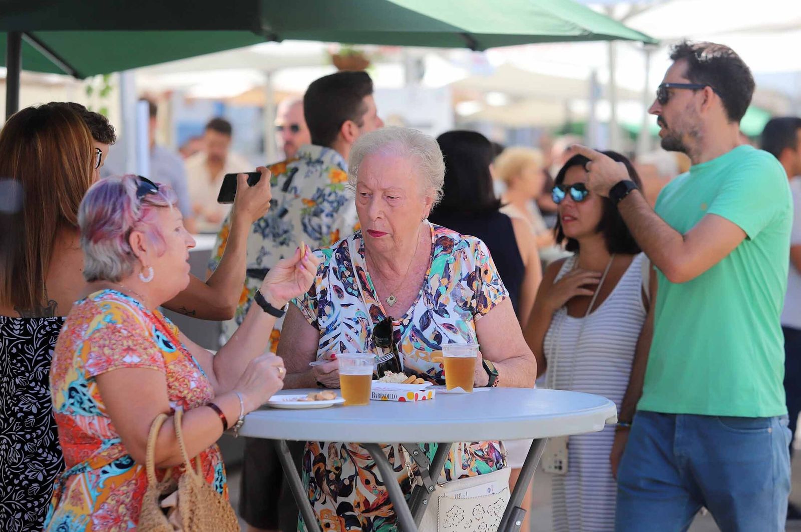 Imágenes del ambiente en la Feria de la Tapa de Huelva