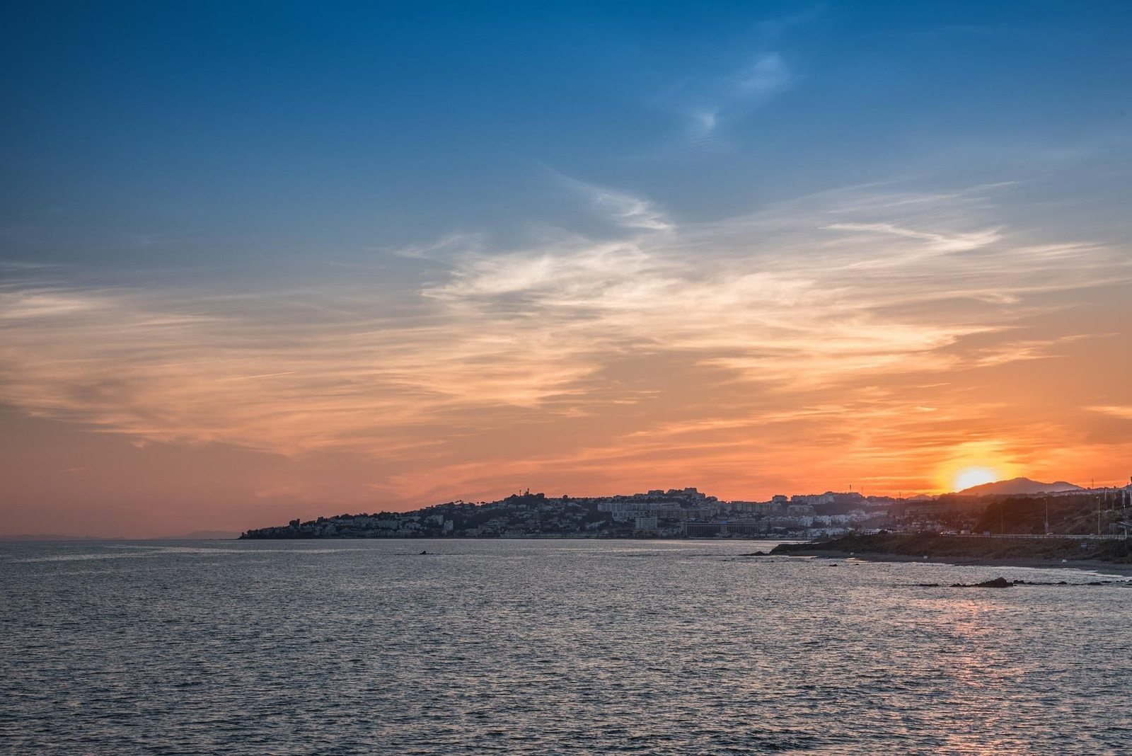 Diez atardeceres costeros en Málaga que ver antes de que acabe el verano