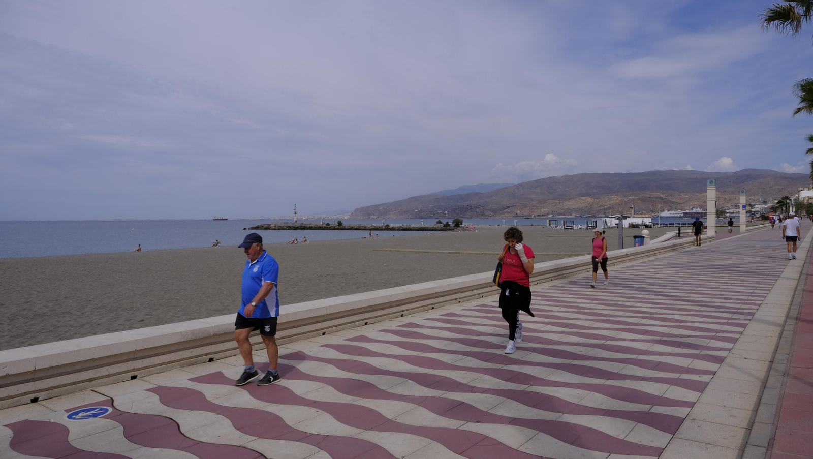 Paseo marítimo de la capital