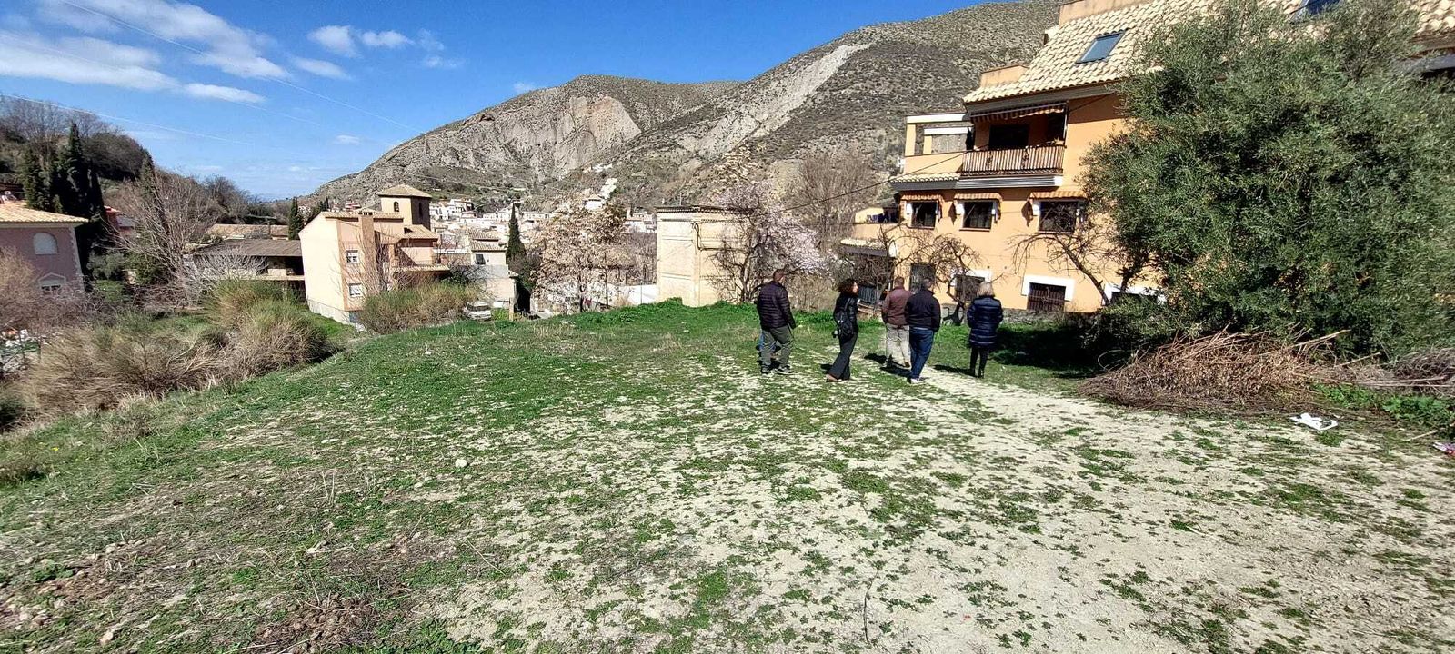 Monachil construirá un nuevo parking municipal para solucionar los problemas de aparcamiento en el Casco Antiguo