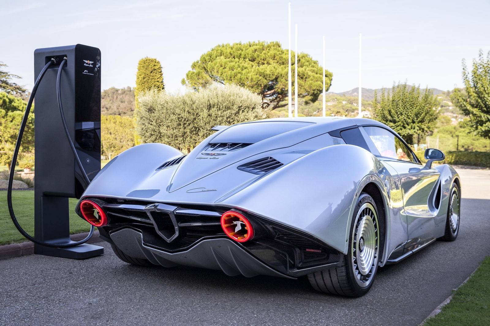 Hispano Suiza sigue dando pasos hacia un futuro eléctrico Hispano Suiza sigue dando pasos hacia un futuro eléctrico