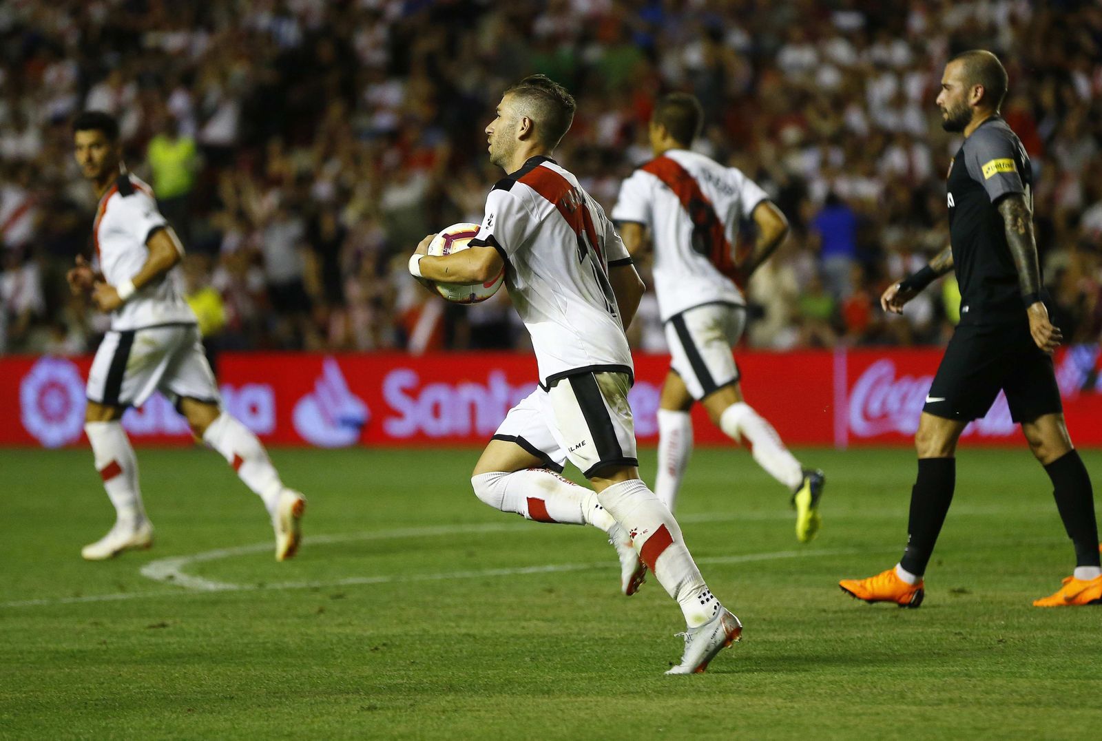 El Rayo-Sevilla, en imágenes