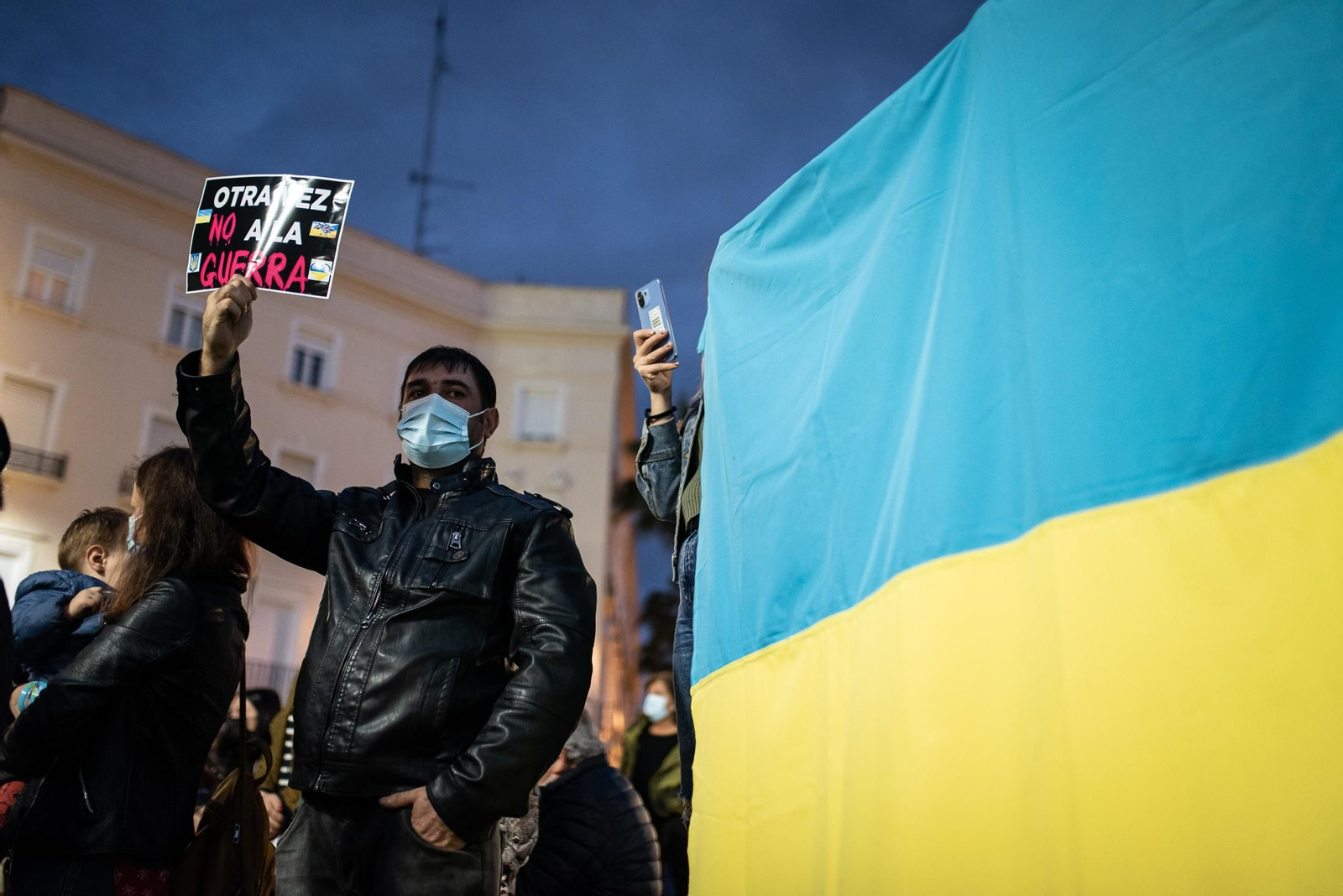 Imágenes de la concentración contra la guerra en Ucrania