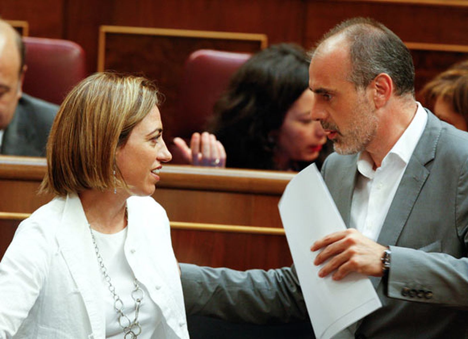 Chacón propondrá una prórroga indefinida de la misión española en Libia