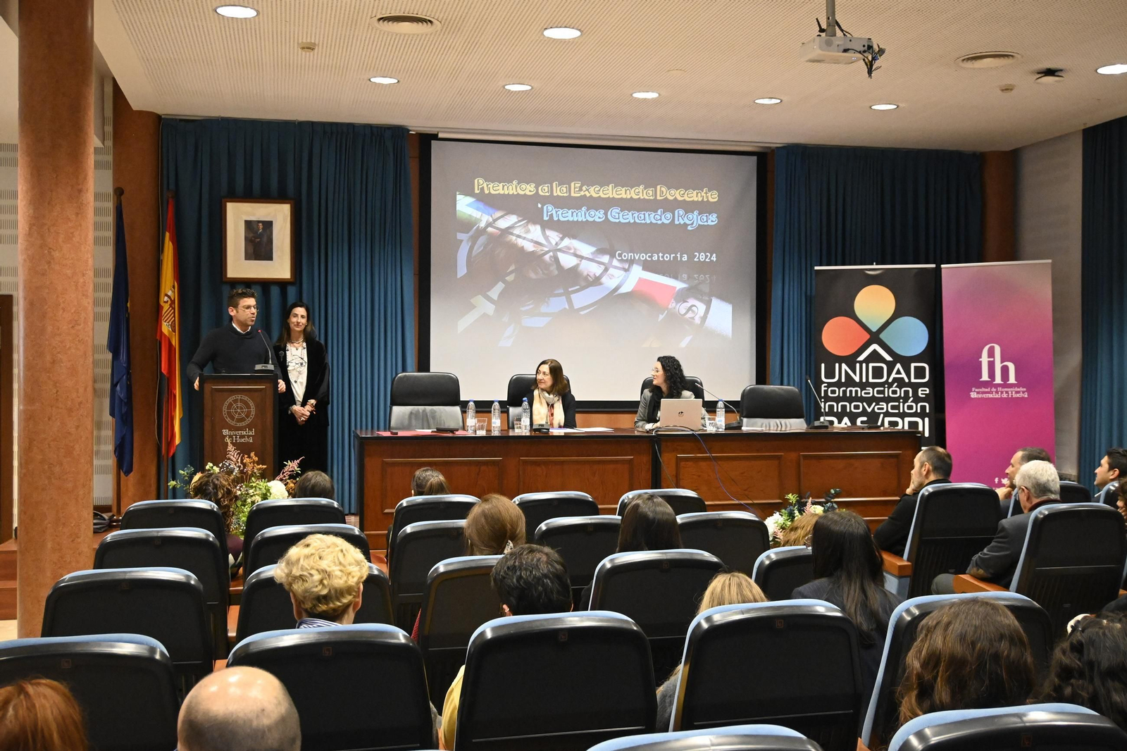 Premios a la Excelencia Docente 2024 y los Premios 'Gerardo Rojas' de Proyectos de Intercambio entre Empresas e Instituciones, en imágenes