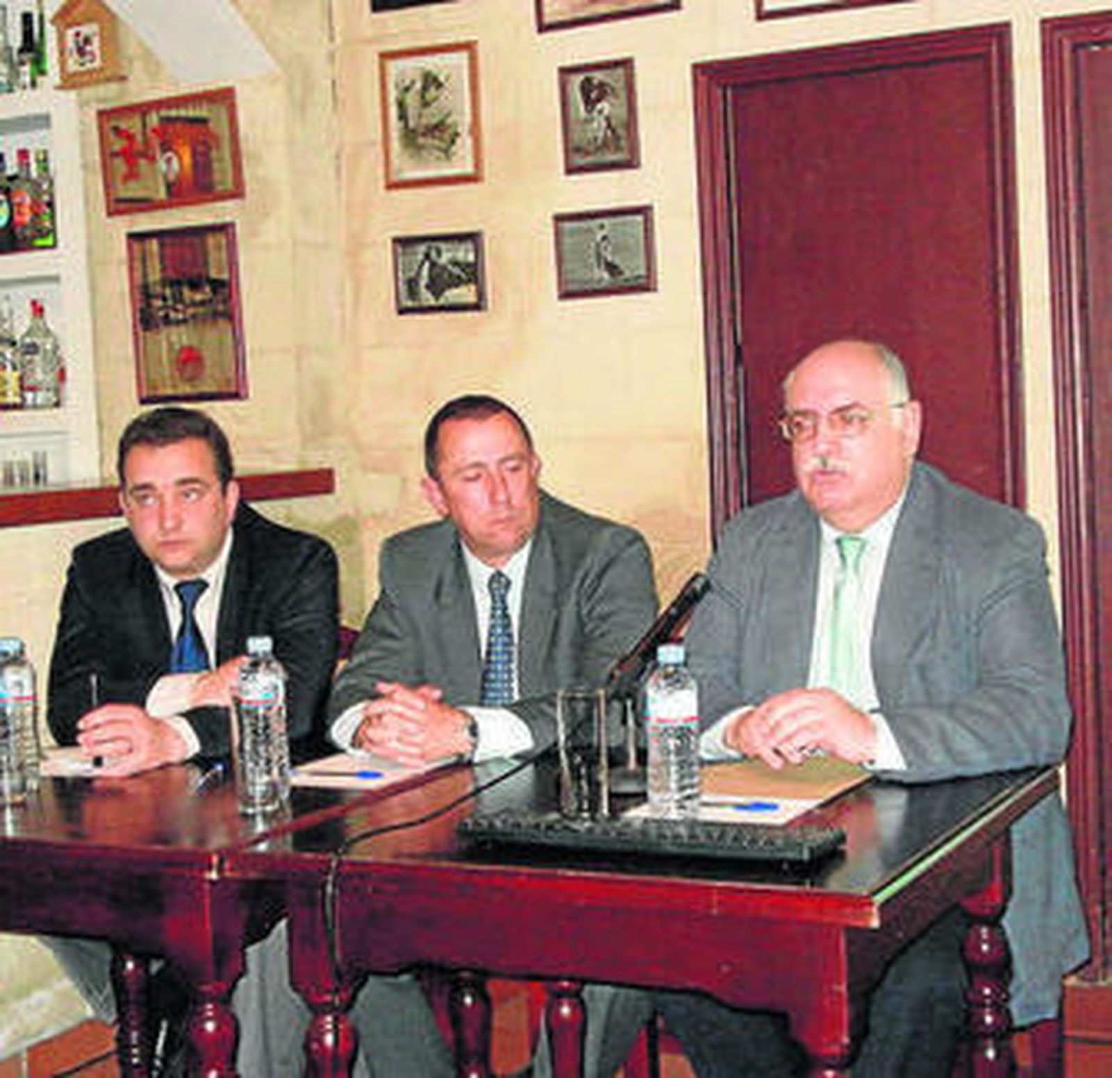 Manuel Sotelino, Jesús Domínguez y Rafael Cabrera Bonet.