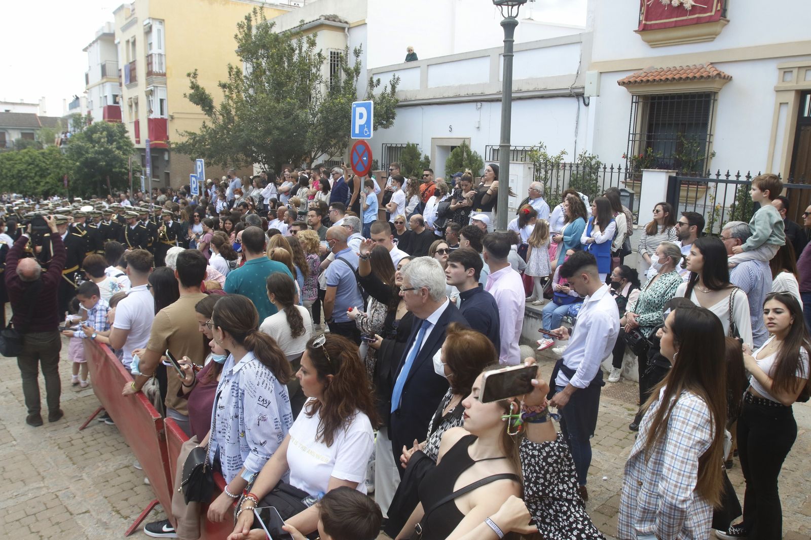 Jueves Santo en Córdoba: La procesión del Caído, en imágenes