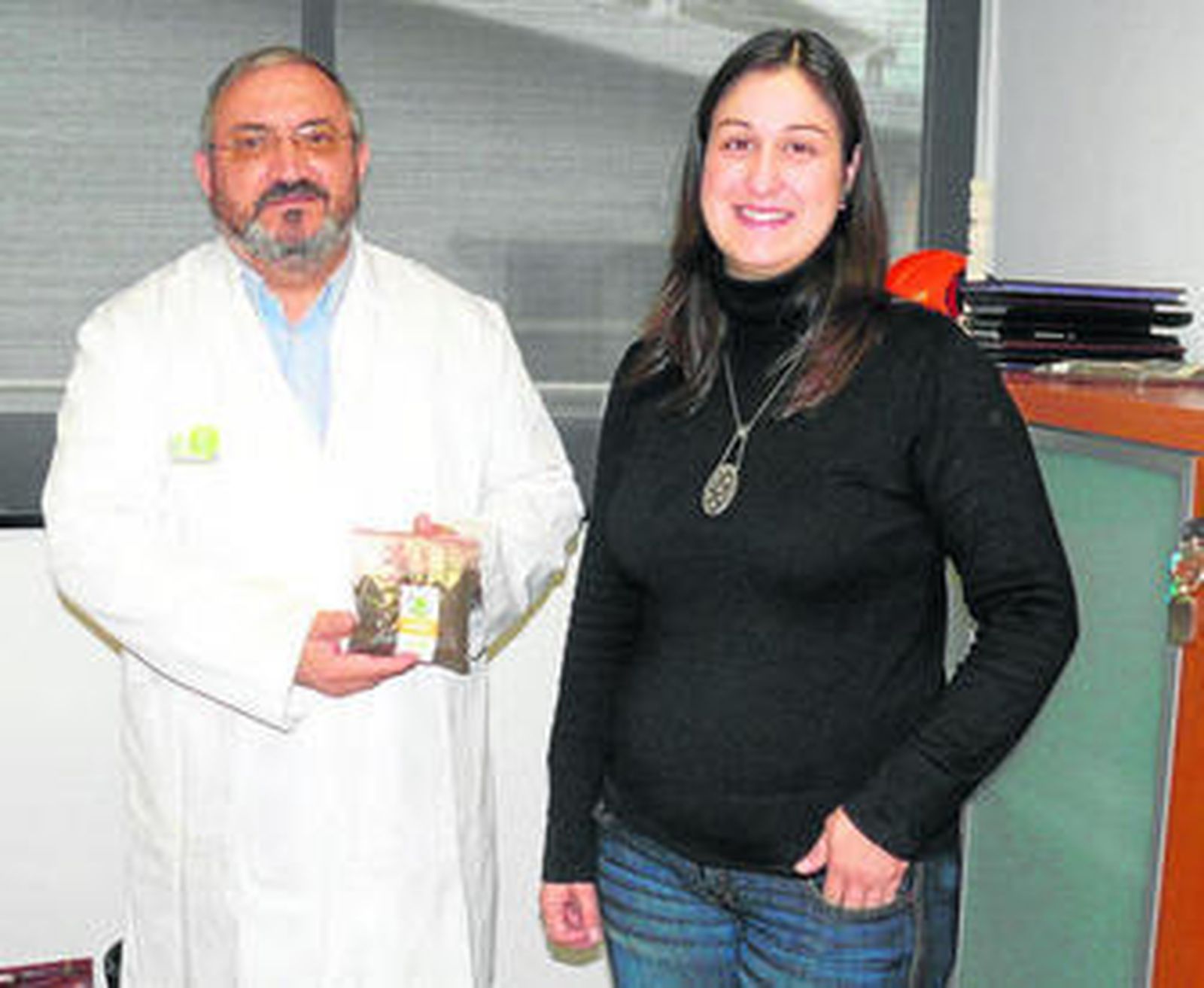 Luis Miguel Góngora, gerente de Geresur, y Gema Restoy, responsable del departamento de operaciones.