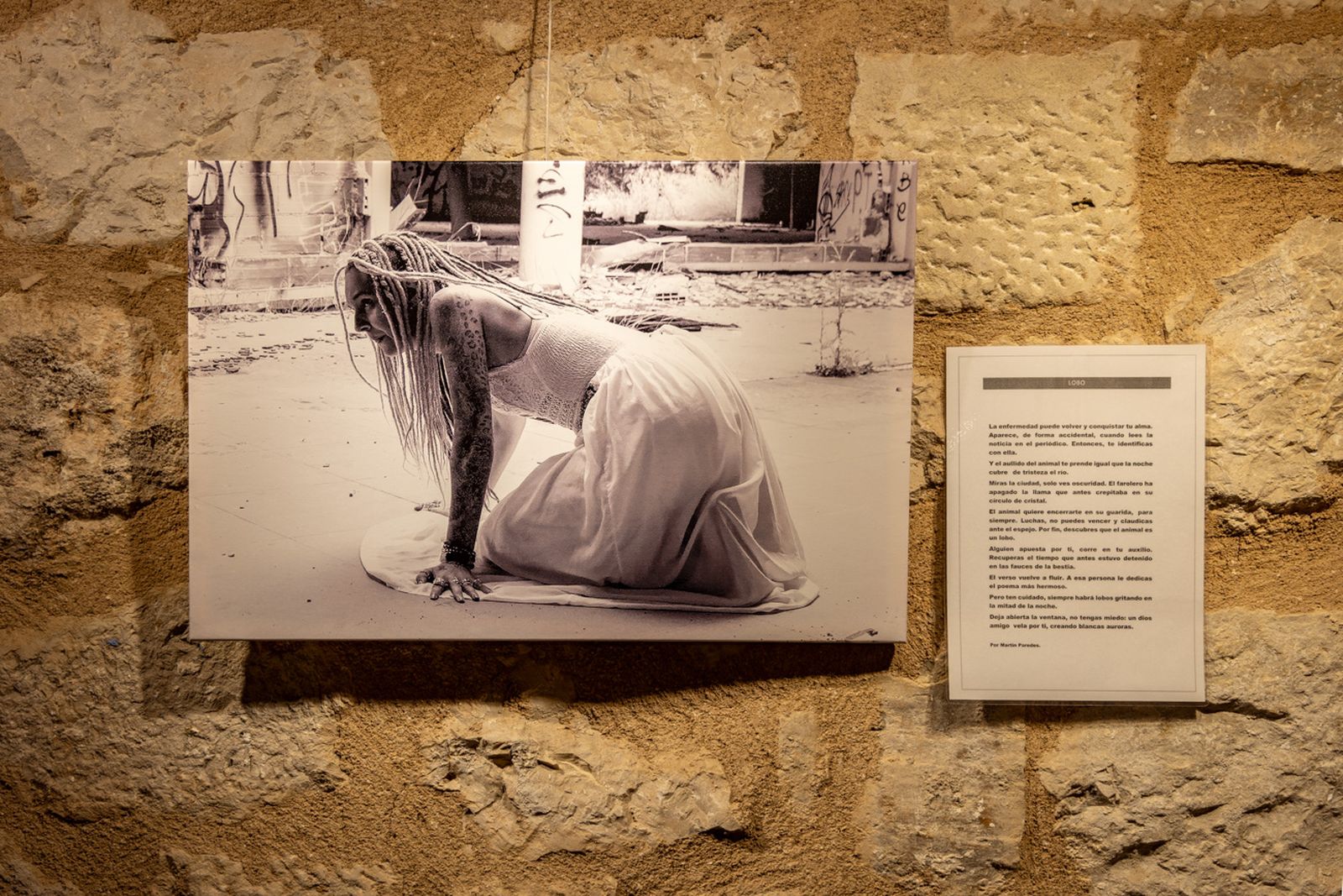 Una mirada al alma en blanco y negro: la exposición de fotografía que conmueve a Jaén, en imágenes