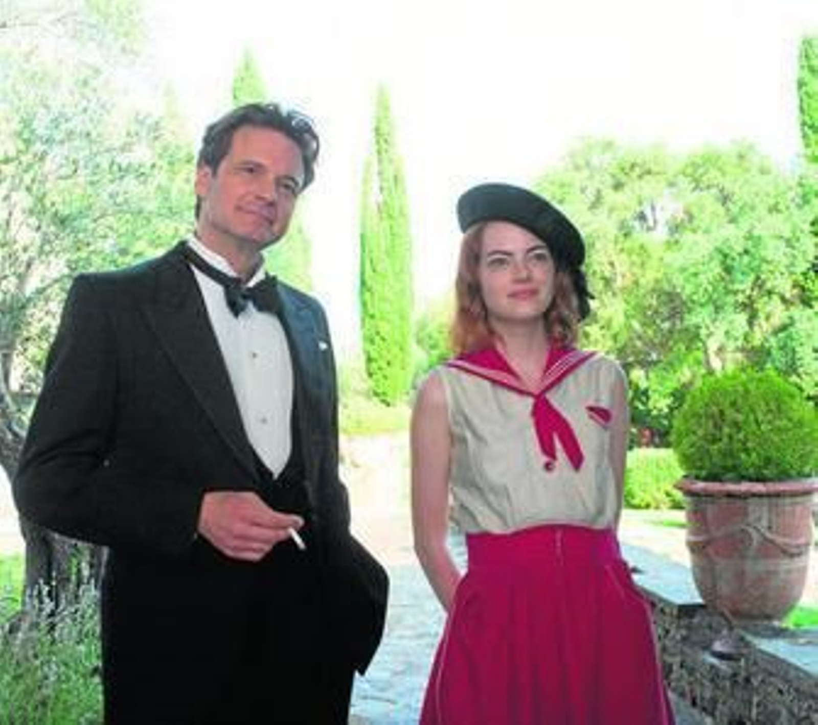 Colin Firth y Emma Stone interpretan a un mago y a una médium en esta comedia ambientada en los años 20.