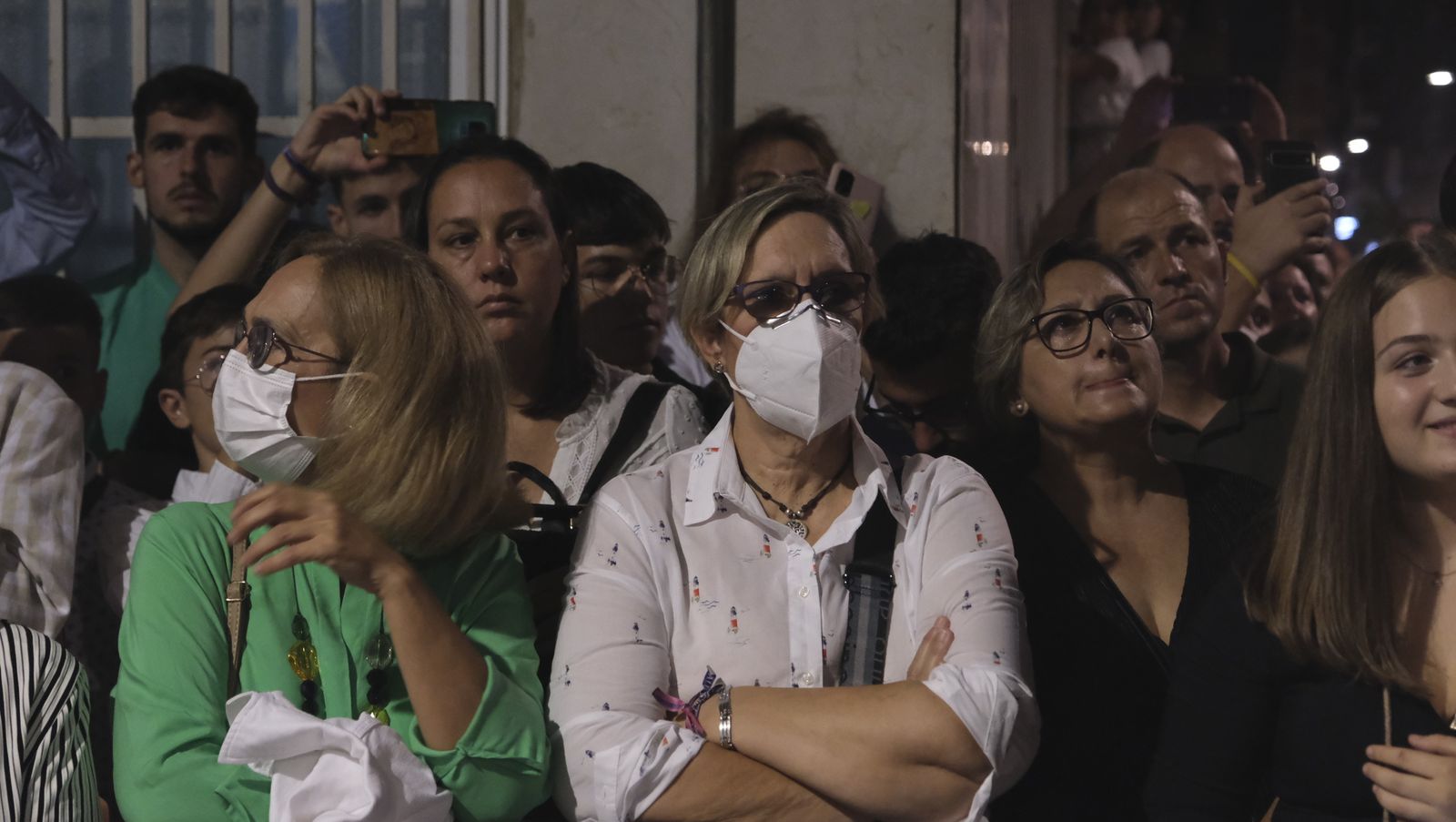 Imágenes de La Magna por las calles de Almería