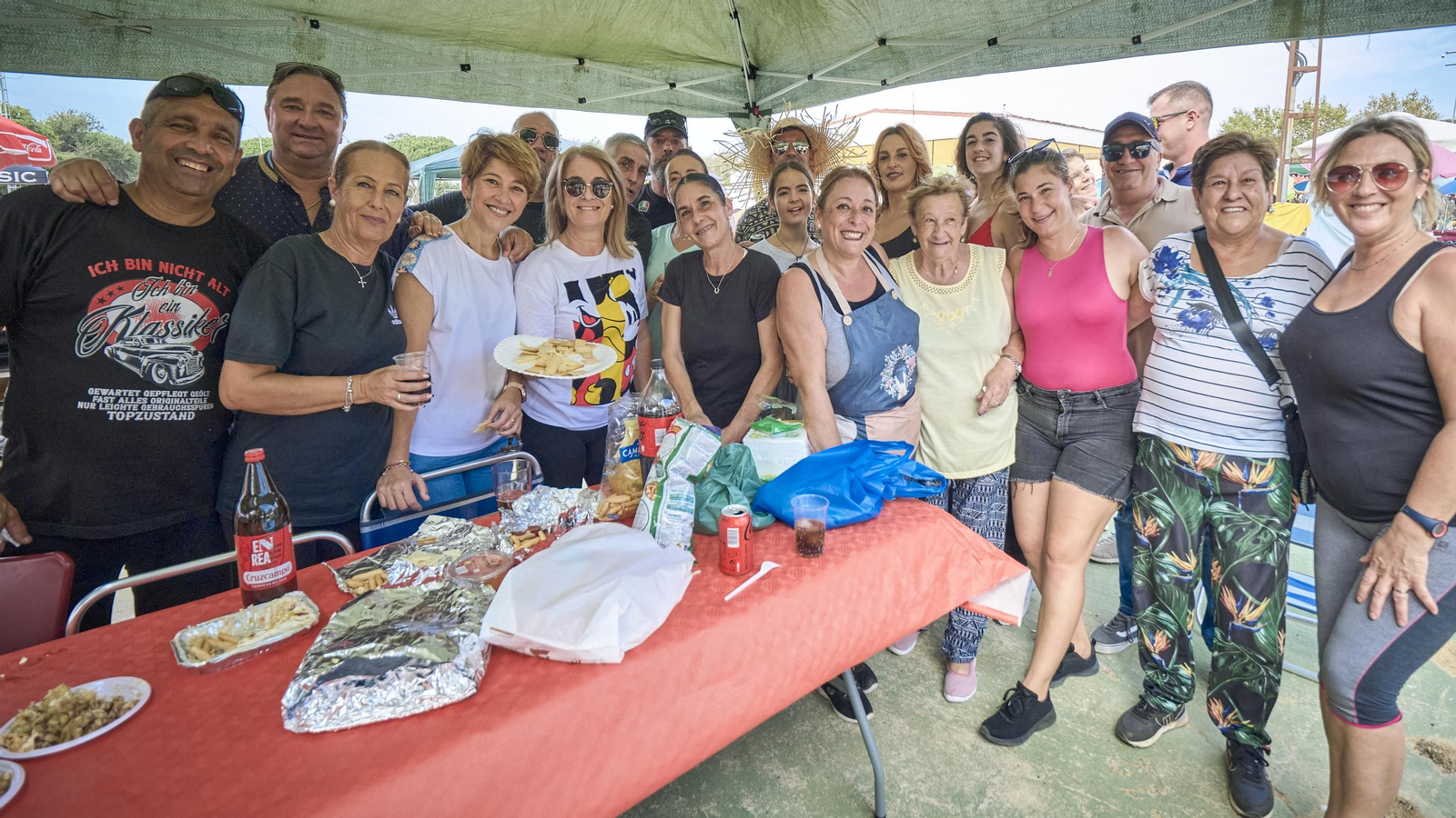 Concurso de paellas en Las Canteras.