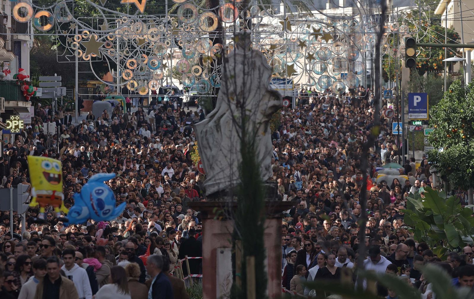 Búscate en el multitudinario arrastre de latas 2026 en Algeciras