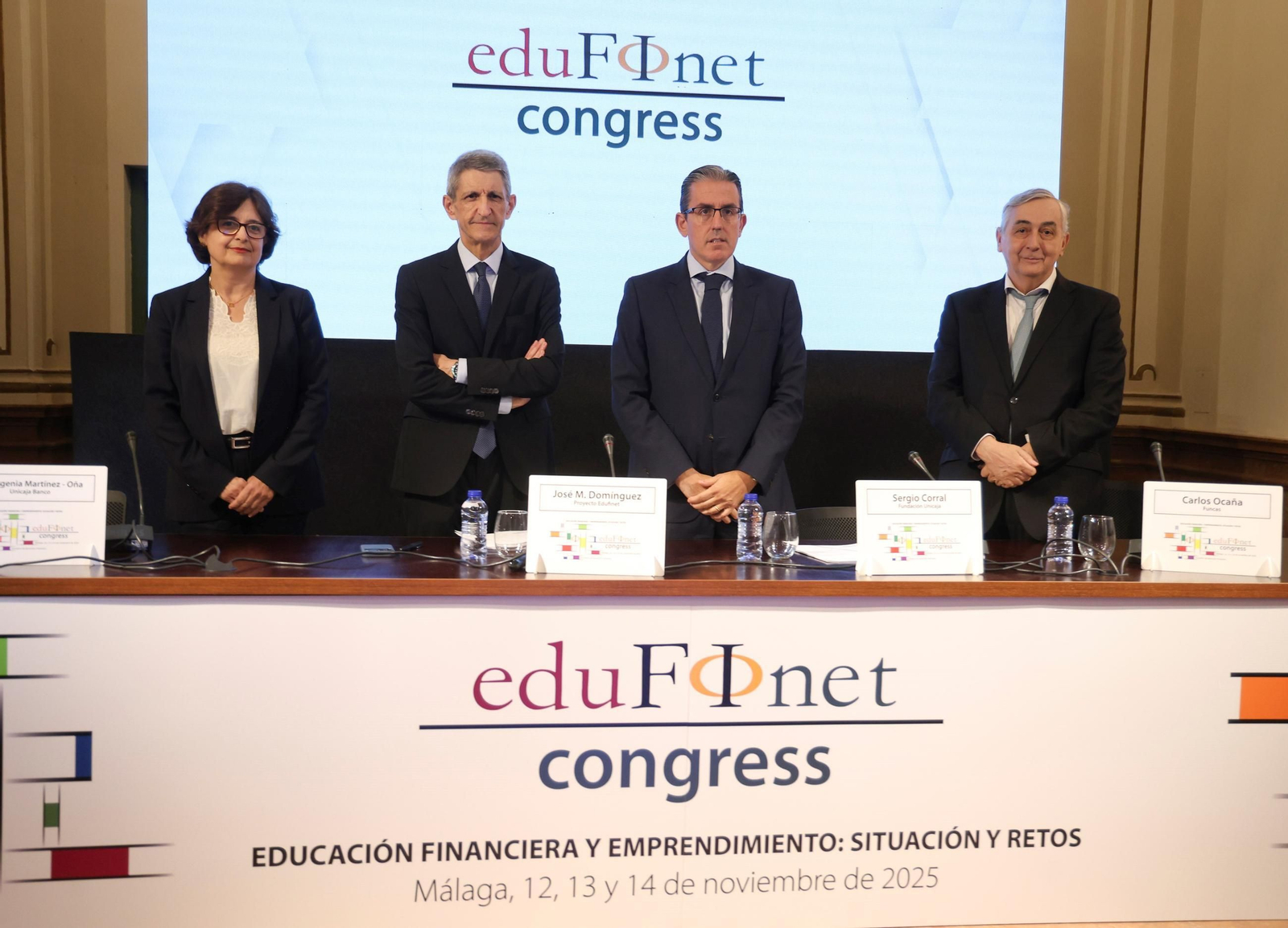 La directora de Educación Financiera de Unicaja, María Eugenia Martínez-Oña; el director del Proyecto Edufinet , José M. Domínguez; el director general de la Fundación Unicaja, Sergio Corral, y el director general de Funcas, Carlos Ocaña.