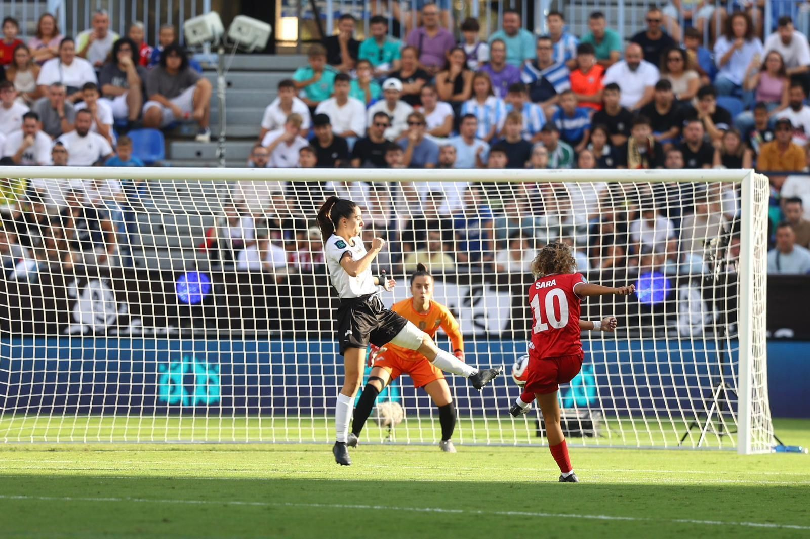Los partidos de la Final Four de la Kings y Queens Cup, en fotos