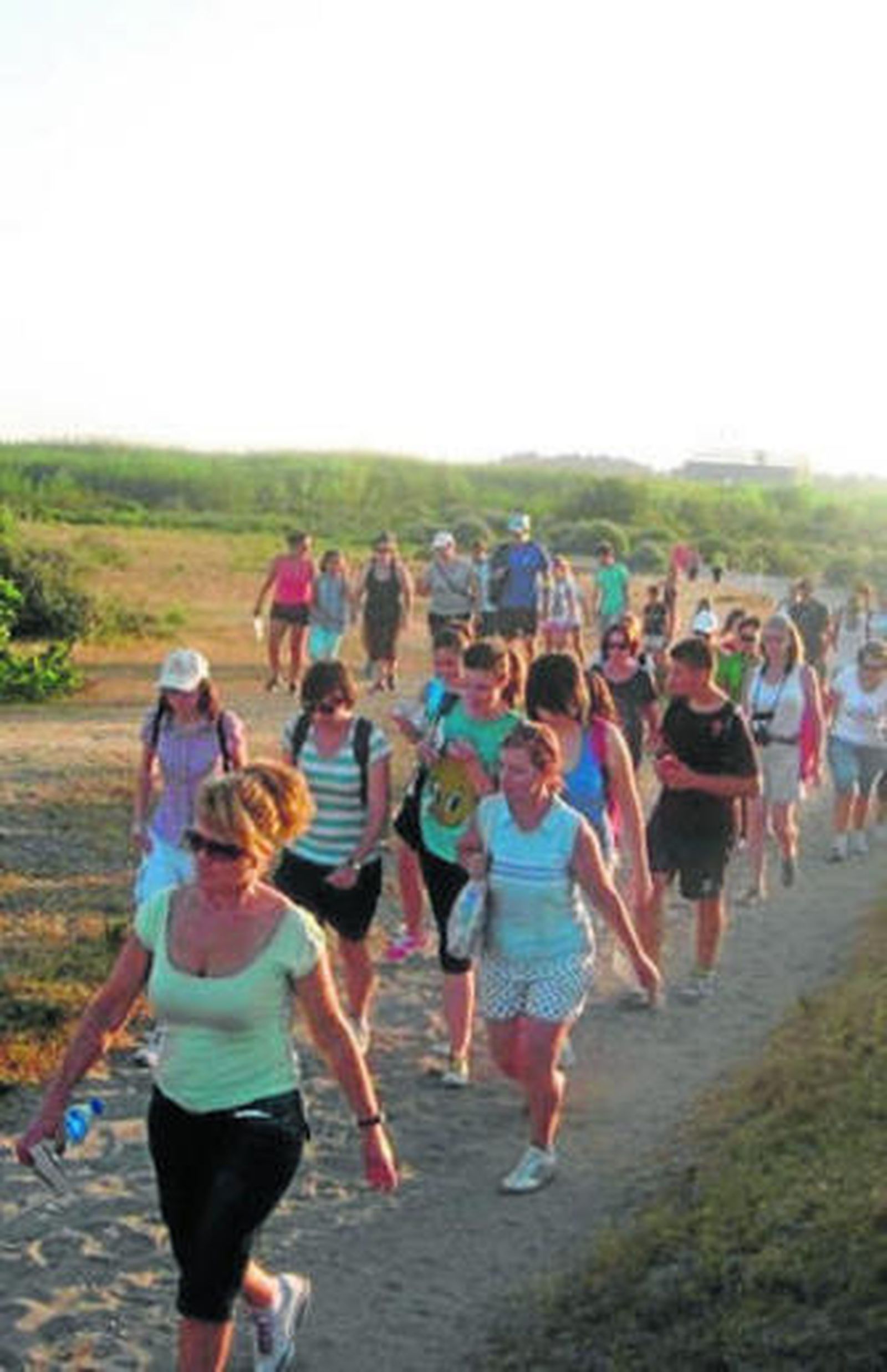 Participantes en el itinerario didáctico, en otra edición.