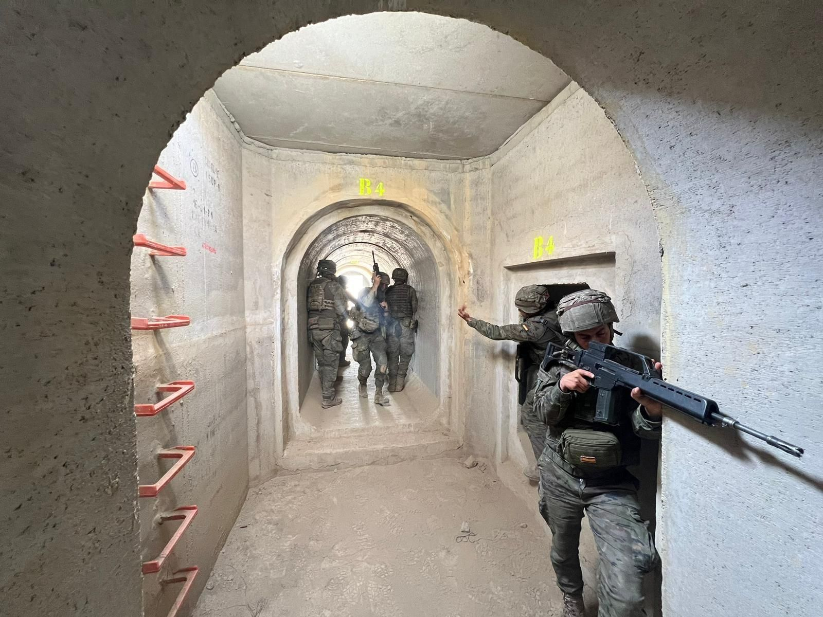 Los Regulares de Melilla se prueban en Viator: guerra total en el ejercicio Alhucemas 25