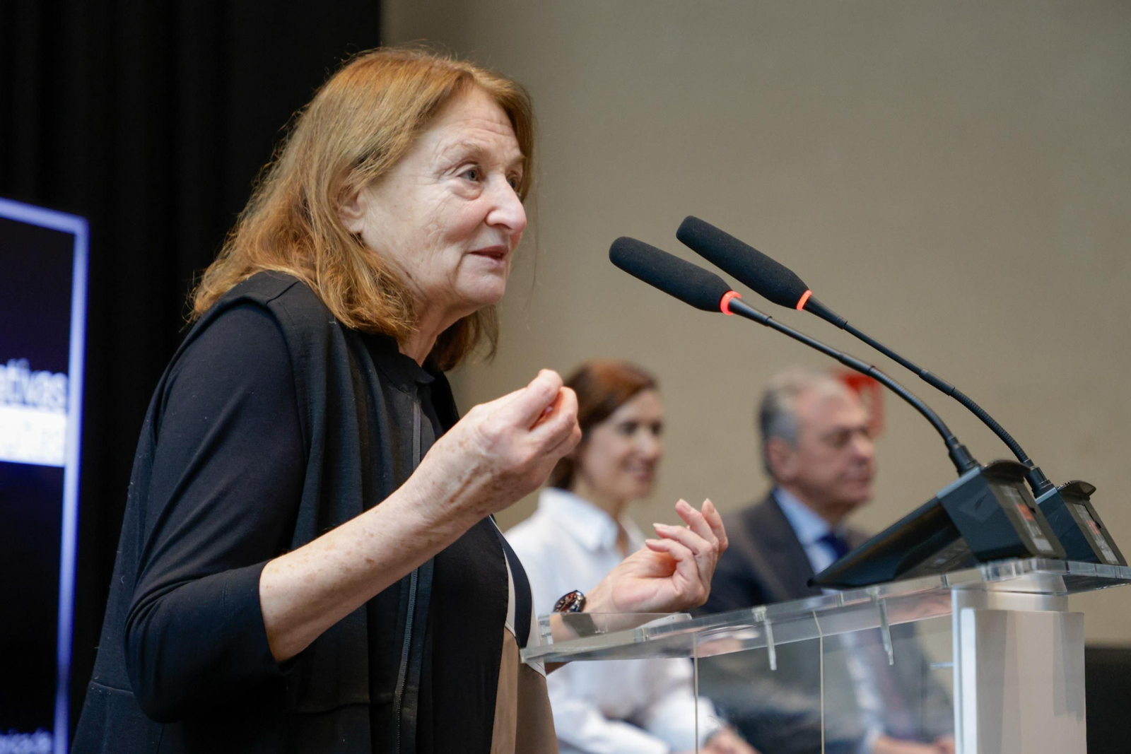 Las imágenes de la presentación de la exposición "Narrativas ocultas" de Isabel Muñoz y Susan Meiselas, en Artillería