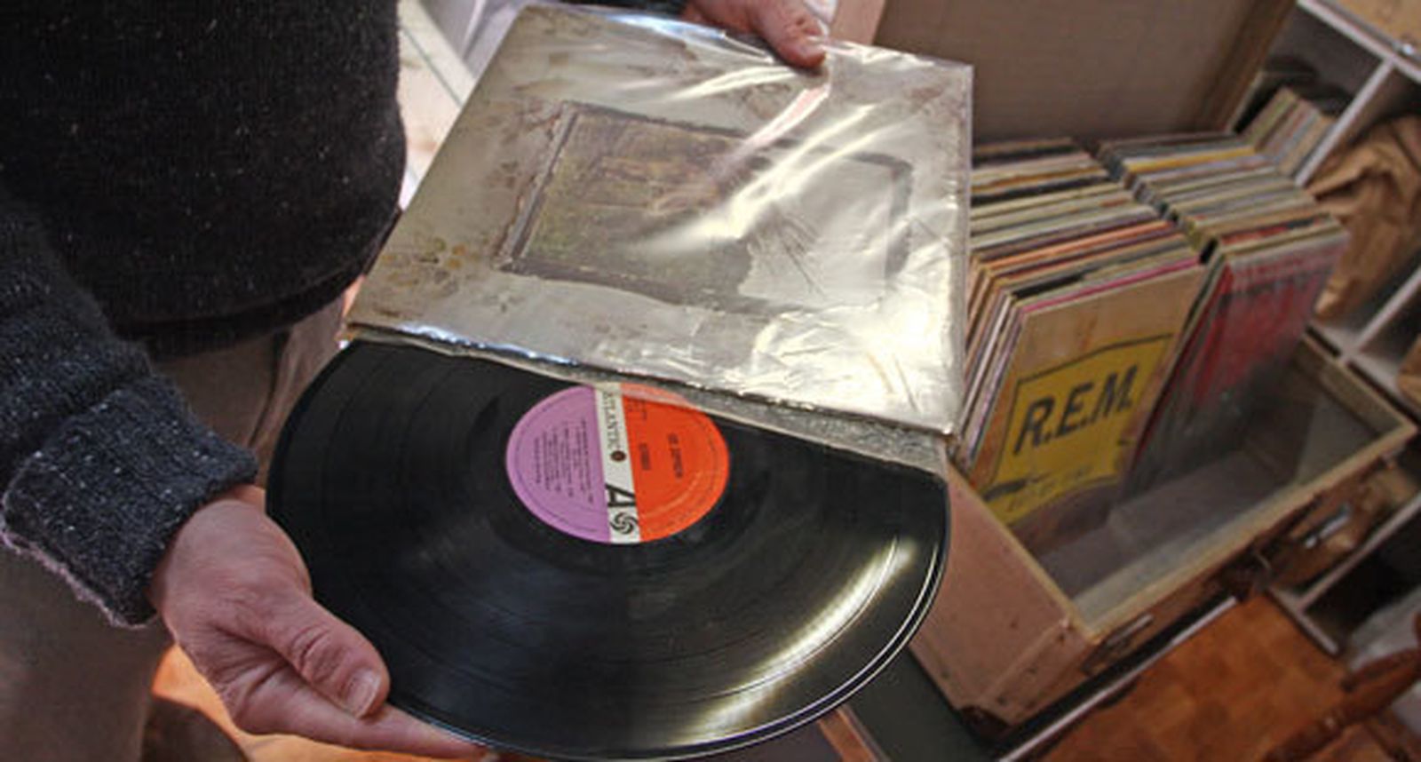 La venta en España de música grabada aumentó un 10% en 2015