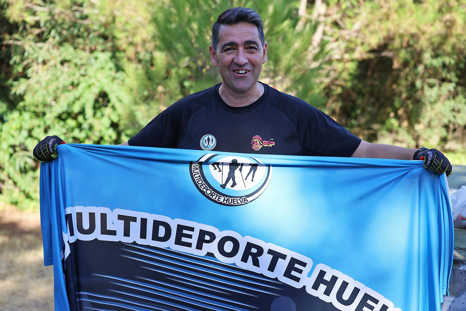 Imágenes de un entrenamiento de marcha nórdica del CD Multideportes