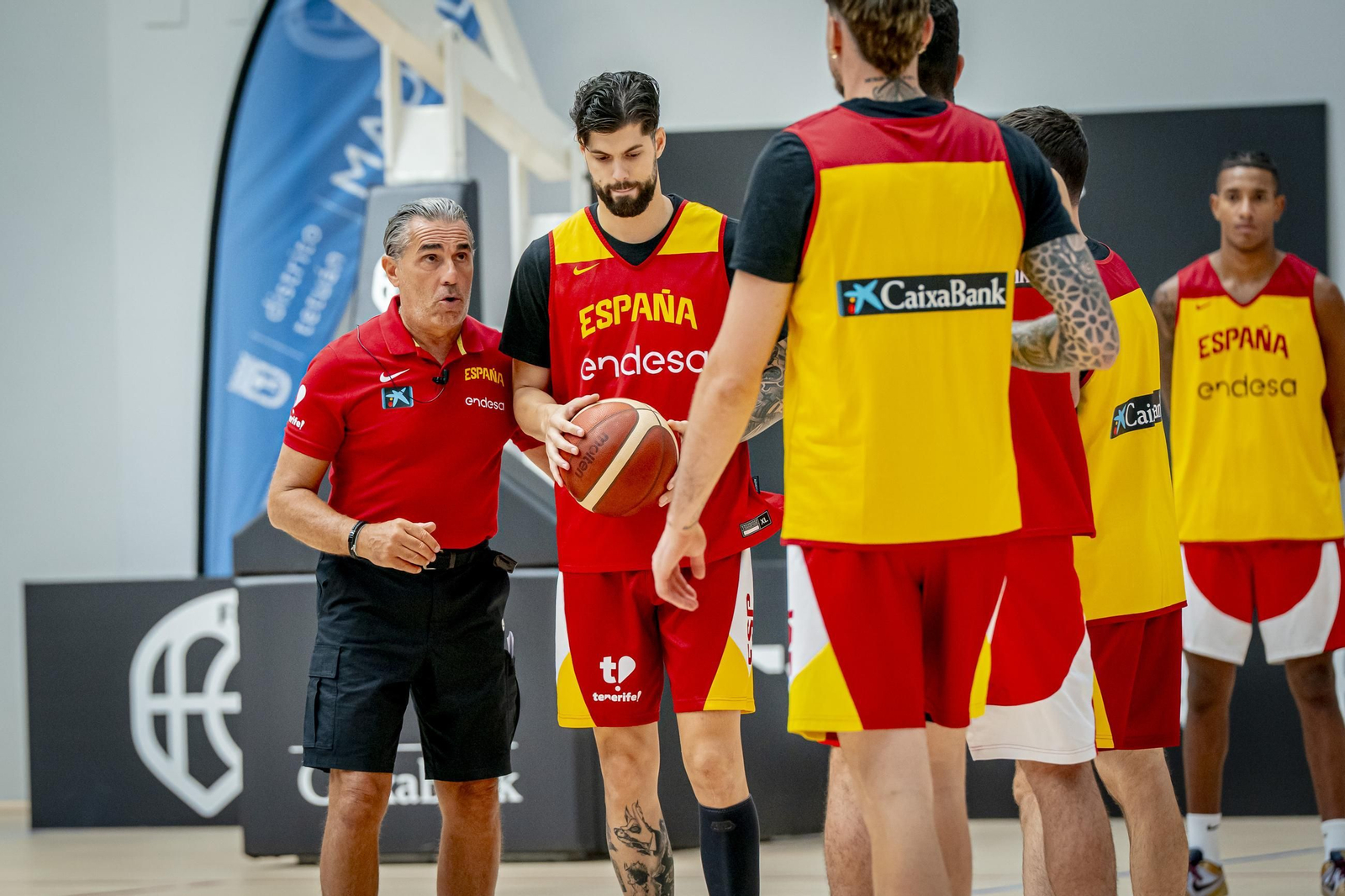 España acaba su trabajo en Madrid antes de venir a Málaga