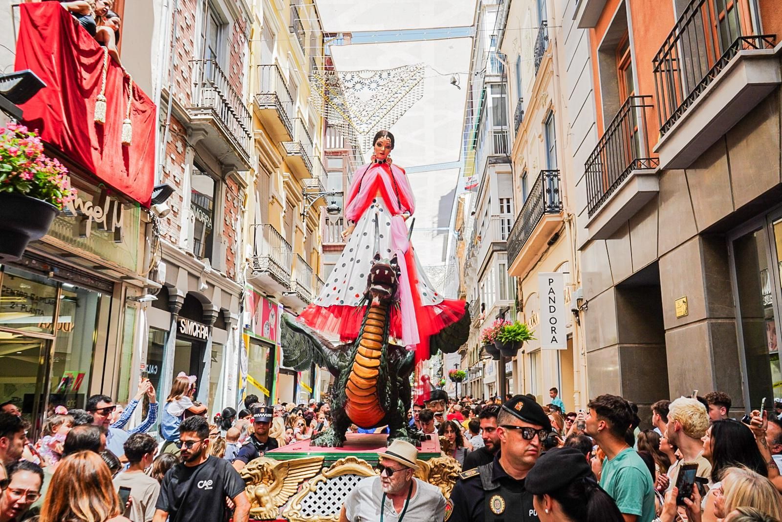 Las mejores fotos de La Tarasca de Granada 2024