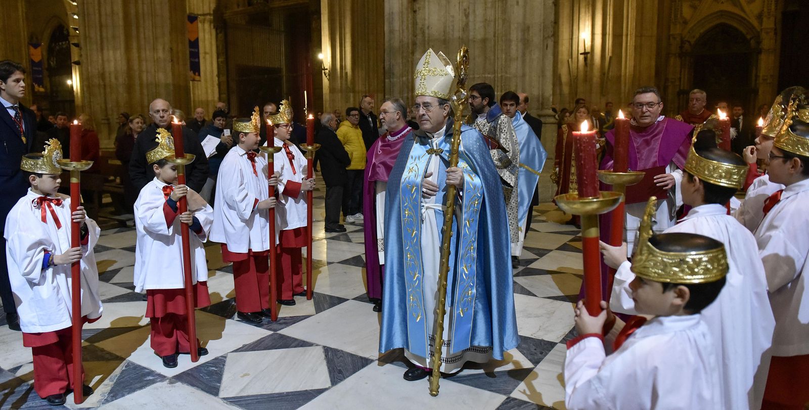 La misa en la Catedral por la Festividad de la Inmaculada, en imágenes
