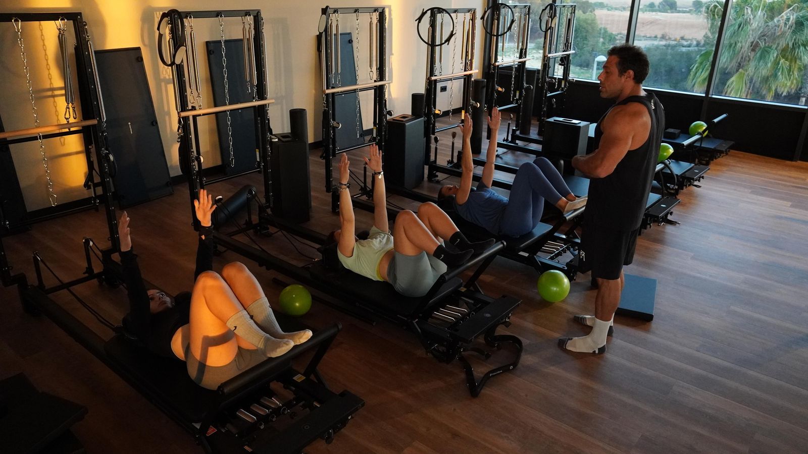 Los entrenadores personales garantizan una atención individualizada.