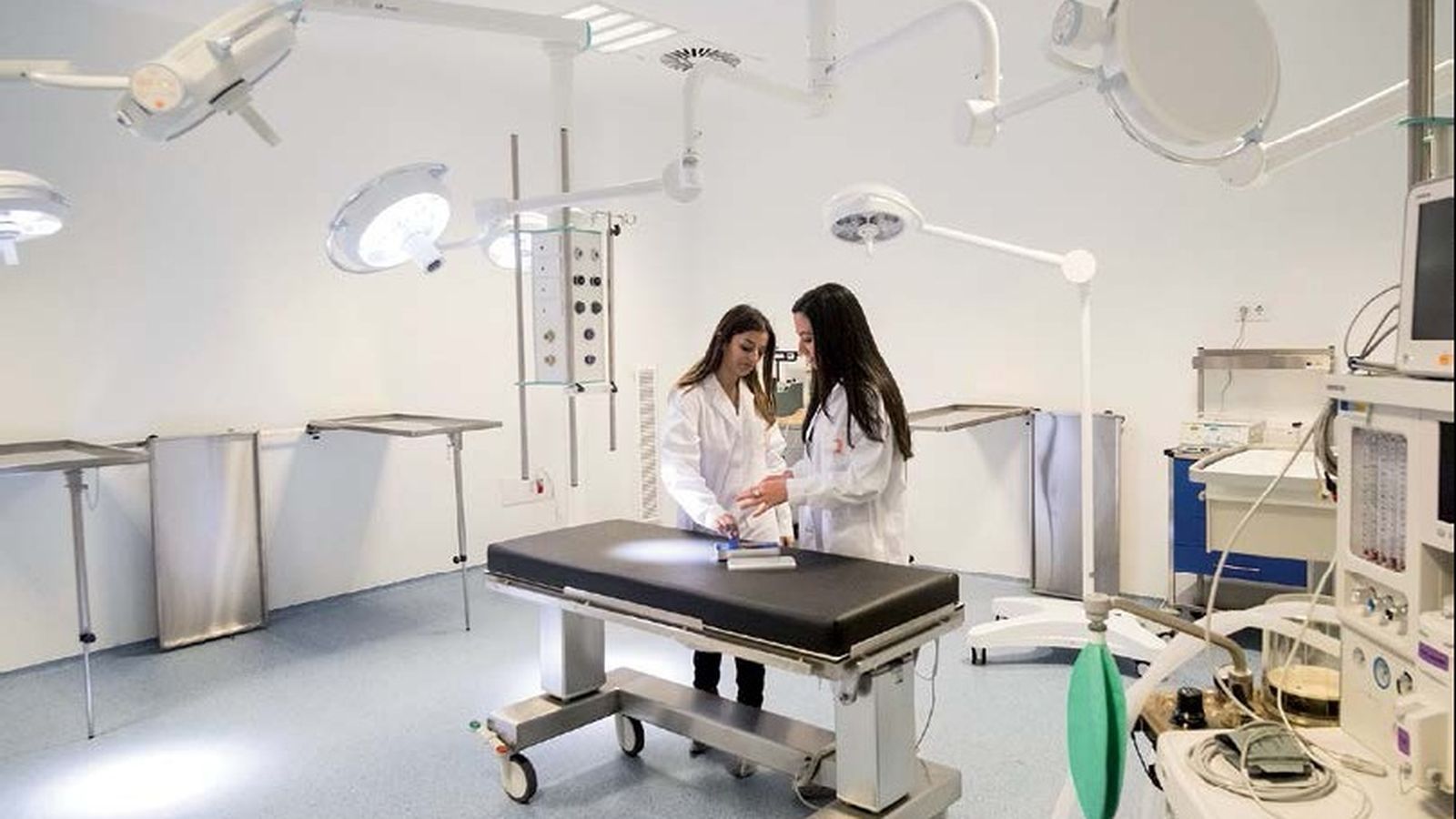 Quirófano experimental, dotado de monitorización anestésica.