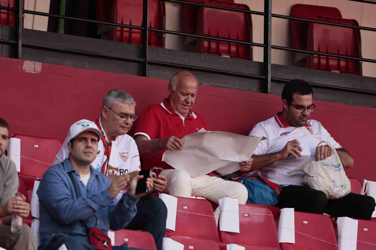 Búscate en el Sevilla - Betis