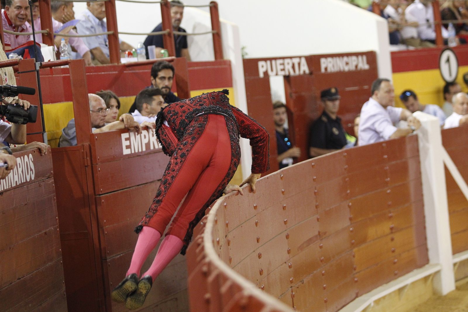 Fotogalería corrida de toros Roquetas de Mar. El Fandi, Castella, Cayetano.