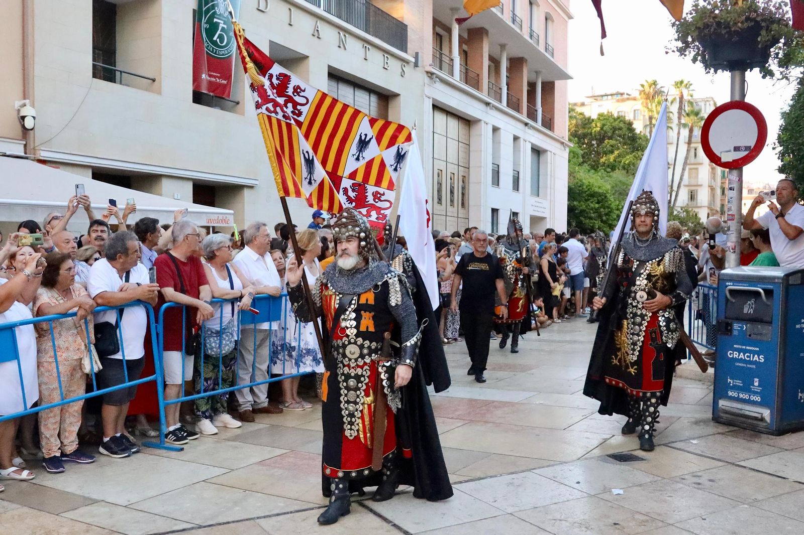 La Cabalgata Histórica de los Reyes Católicos, en fotos