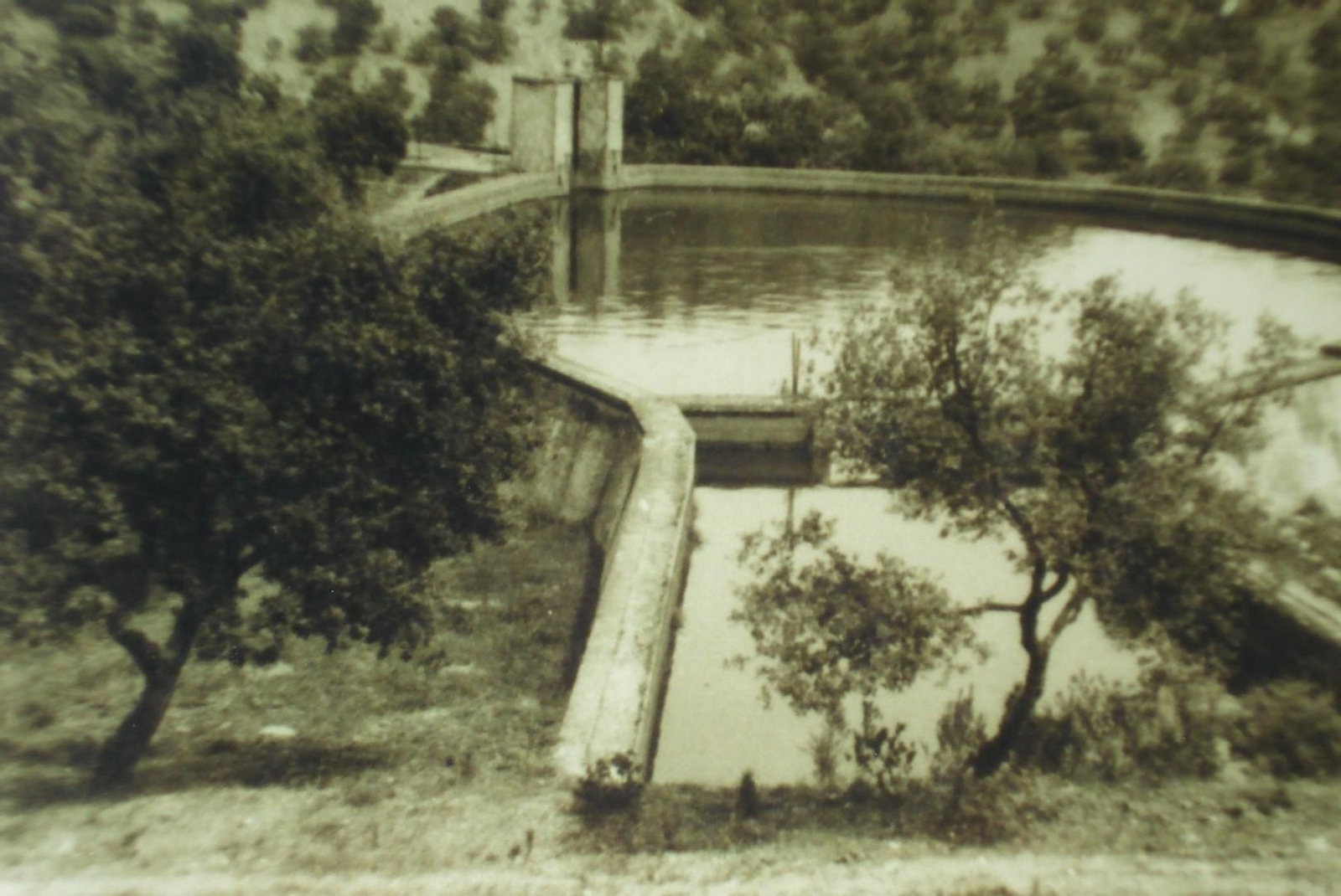 El depósito del Salto.