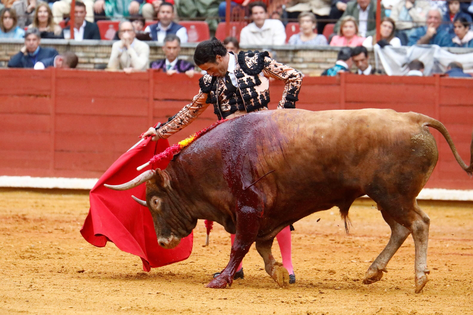 La última corrida de la Feria Taurina de Córdoba, en imágenes
