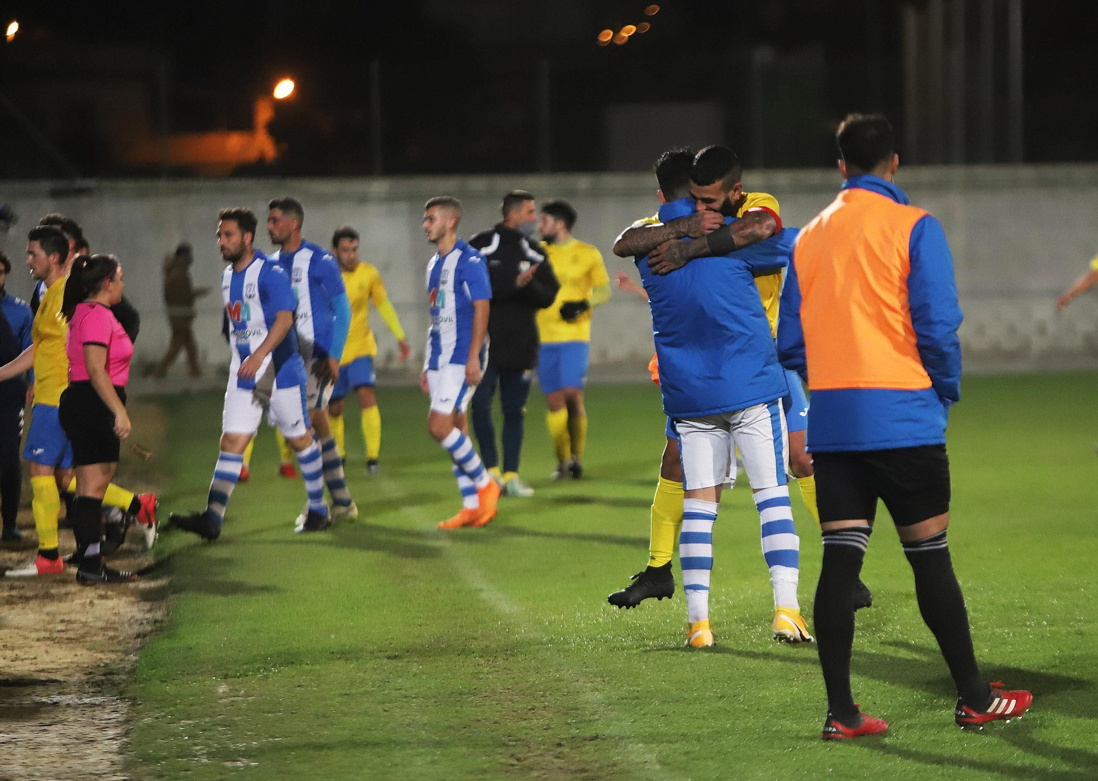 Imágenes del partido entre el Jerez Industrial-El Torno