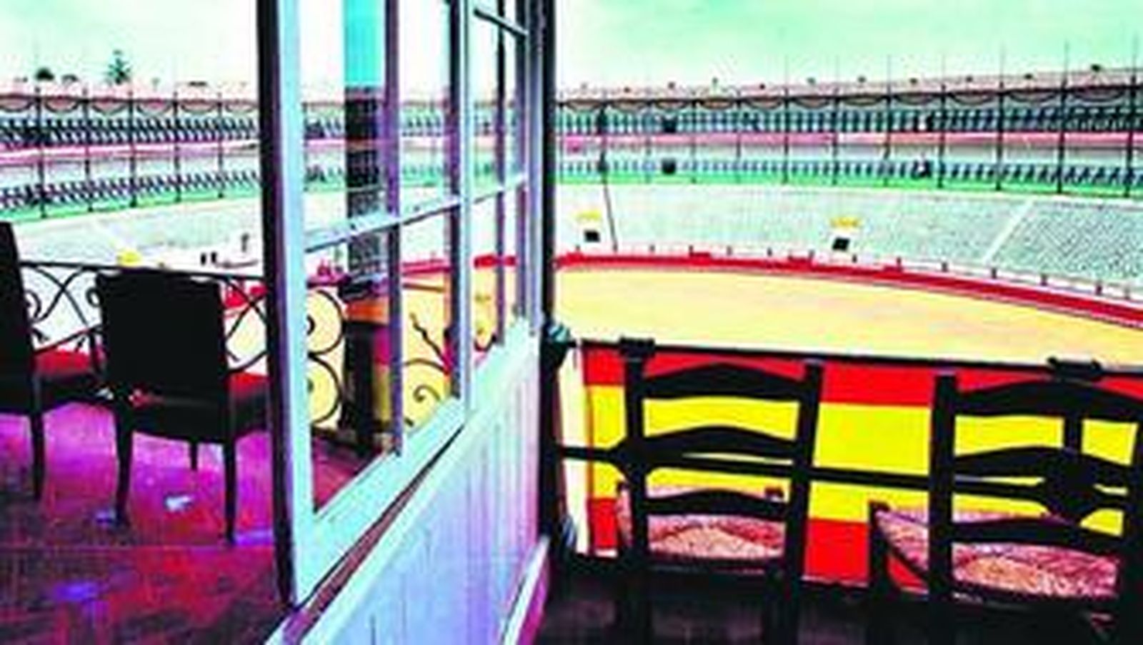 Una vista interior de la plaza de toros de El Puerto, conocida por todos como Plaza Real, que el pasado sábado cumplió 130 años.