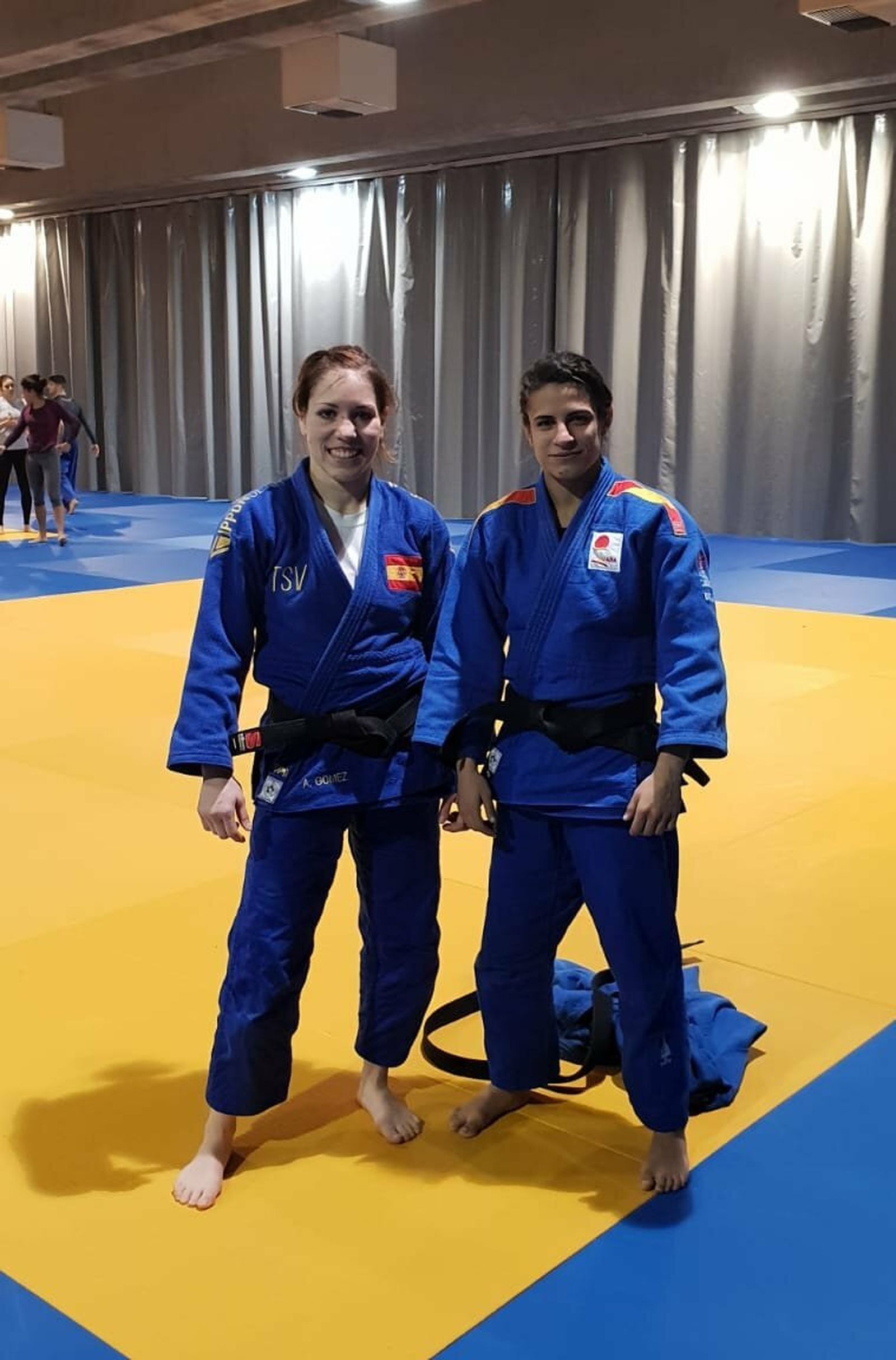 Almudena Gómez y Cinta García, dos de las representantes del Huelva TSV en el Nacional.