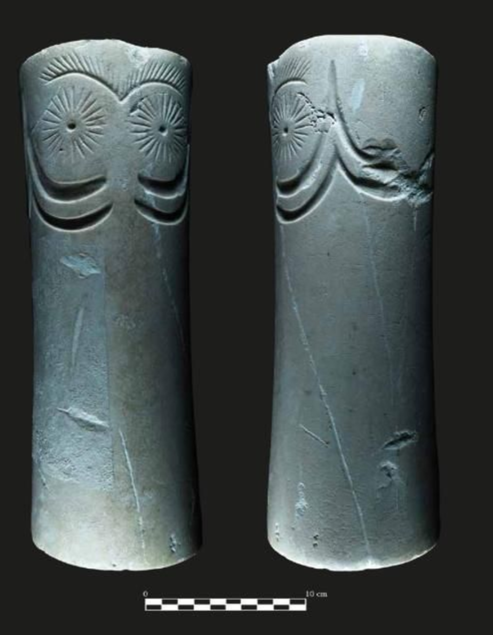 Imagen del nuevo ídolo cilíndrico del Museo.
