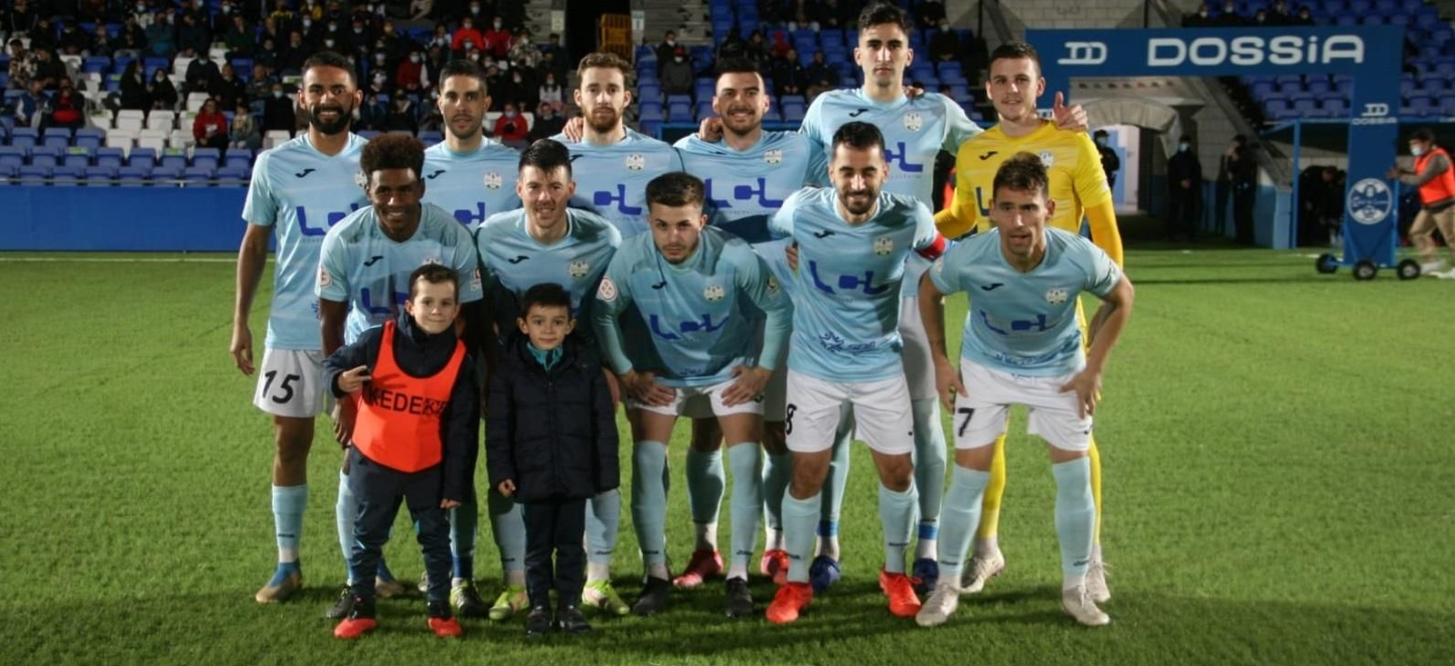 Formación inicial del Ciudad de Lucena ante el Gerena.