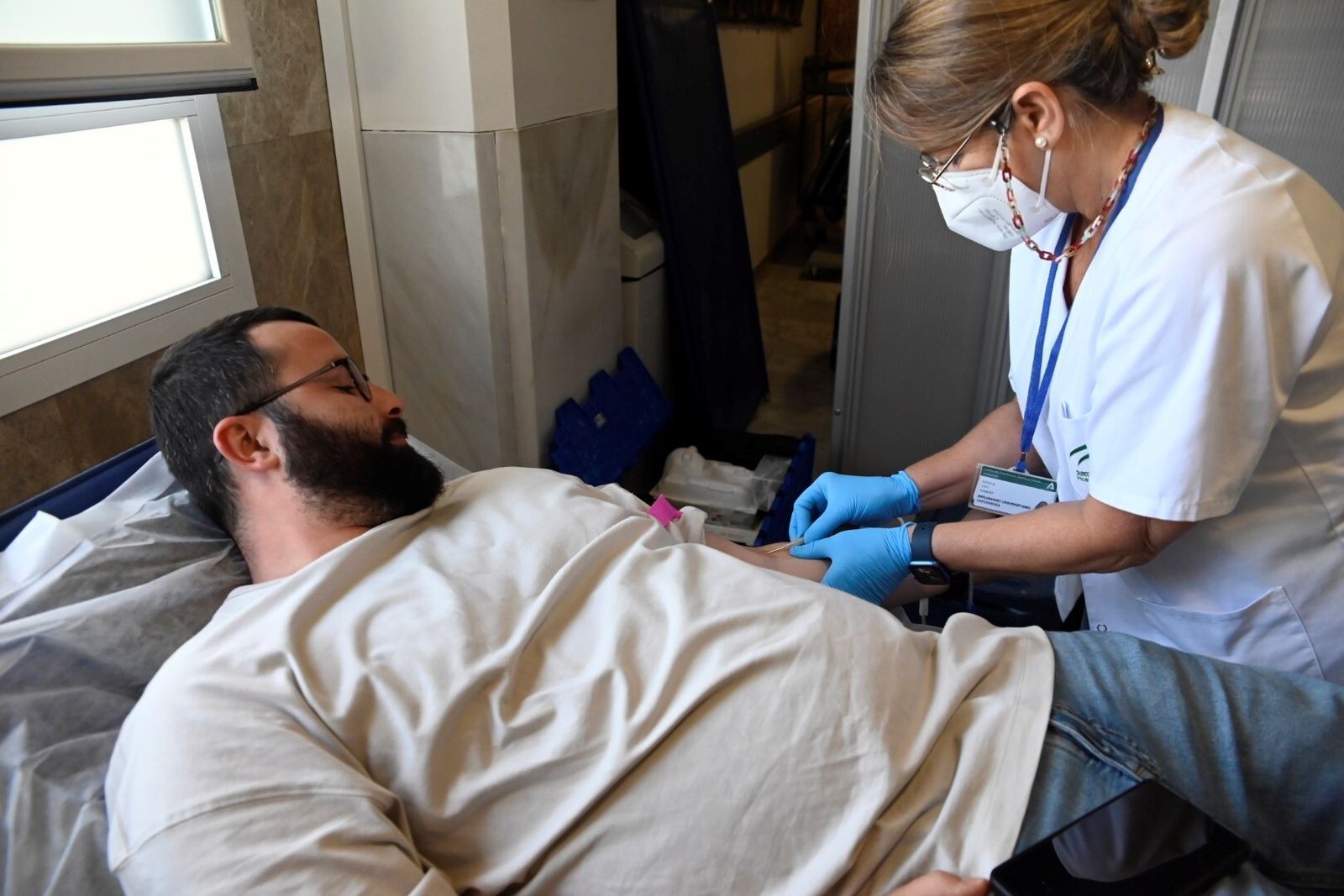 Las imágenes de la colecta de sangre en el Hospital Reina Sofía por la XXII Semana de la Donación