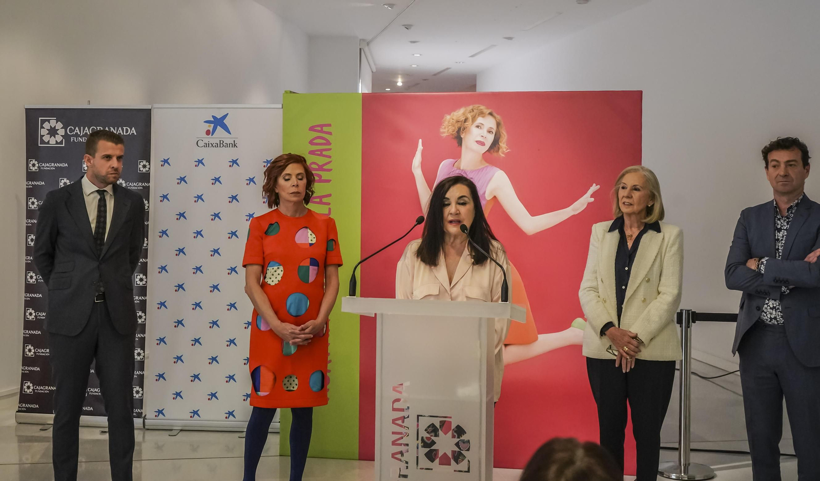 Agatha Ruiz de la Prada expone en Granada una retrospectiva de sus últimos 35 años de carrera, en imágenes