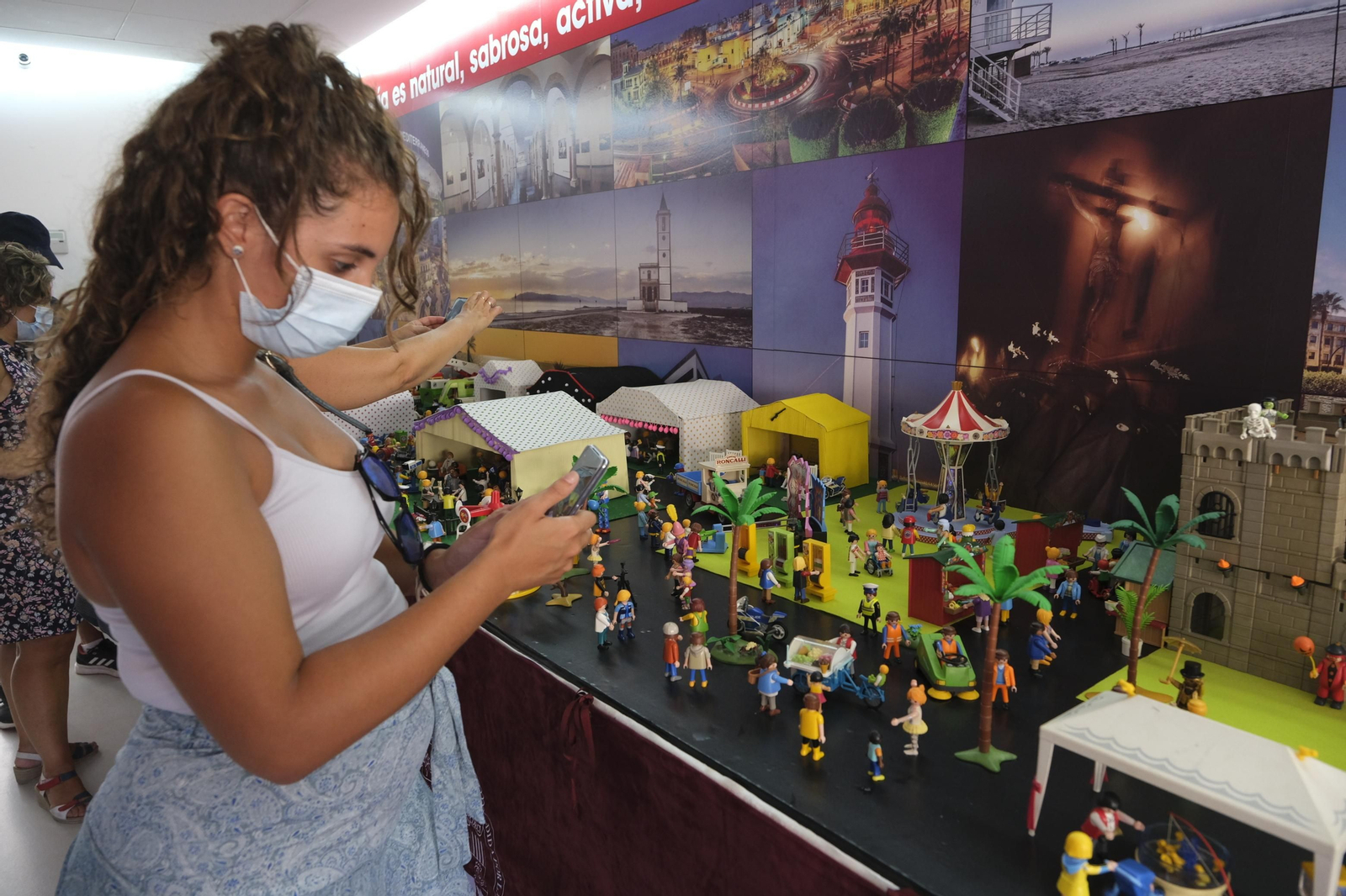 Fotogalería de los playmobil en la Feria de Almería.